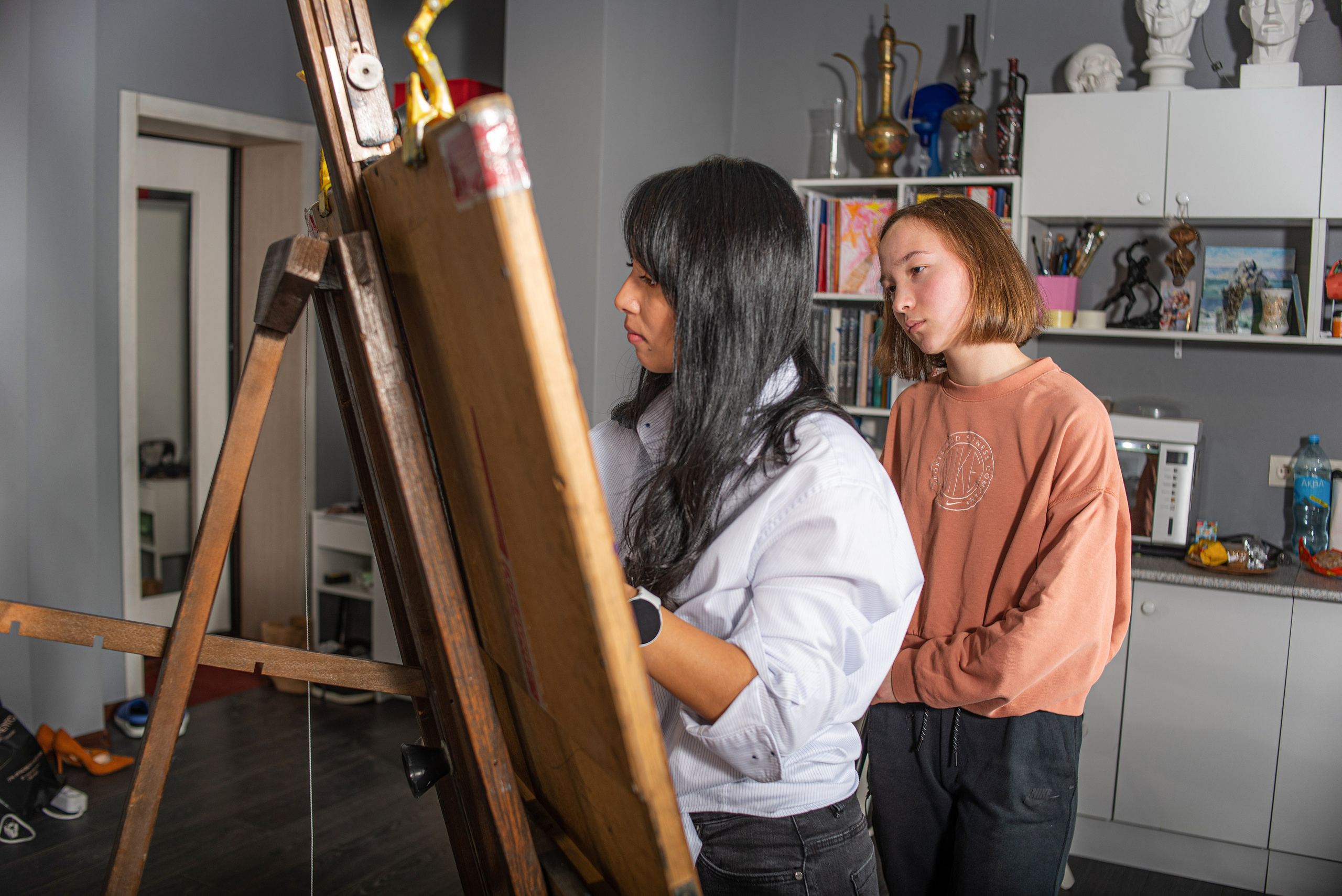 Фотоконтент для художницы Валентины Дережановой. Занимаюсь профессиональной фотографией и живу рядом с Байкалом. Работаю в разных жанрах