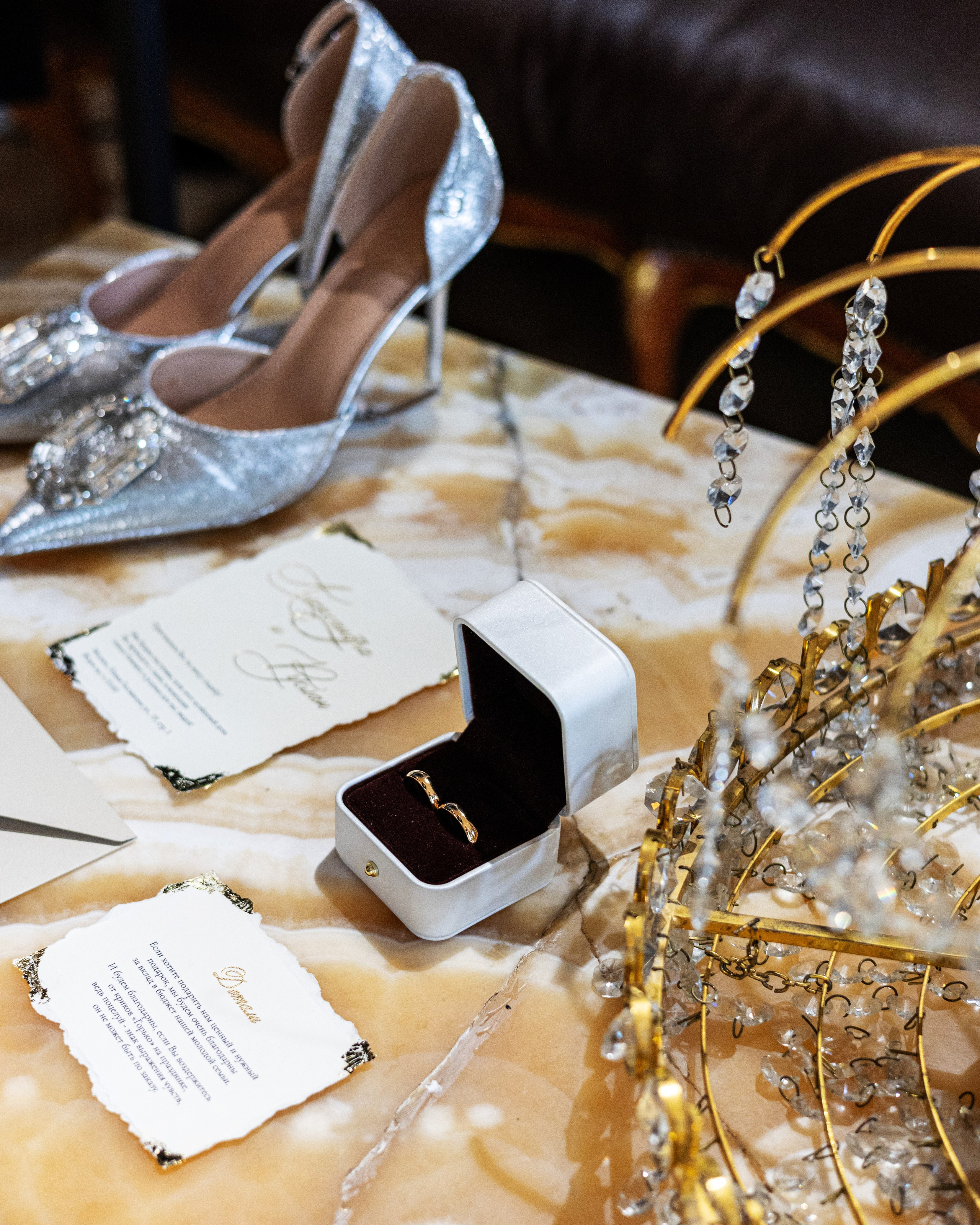 Руслан и Александра. Свадебная фотосессия в студии. Семейный и свадебный фотограф в Москве и области EVGENIA SAVI