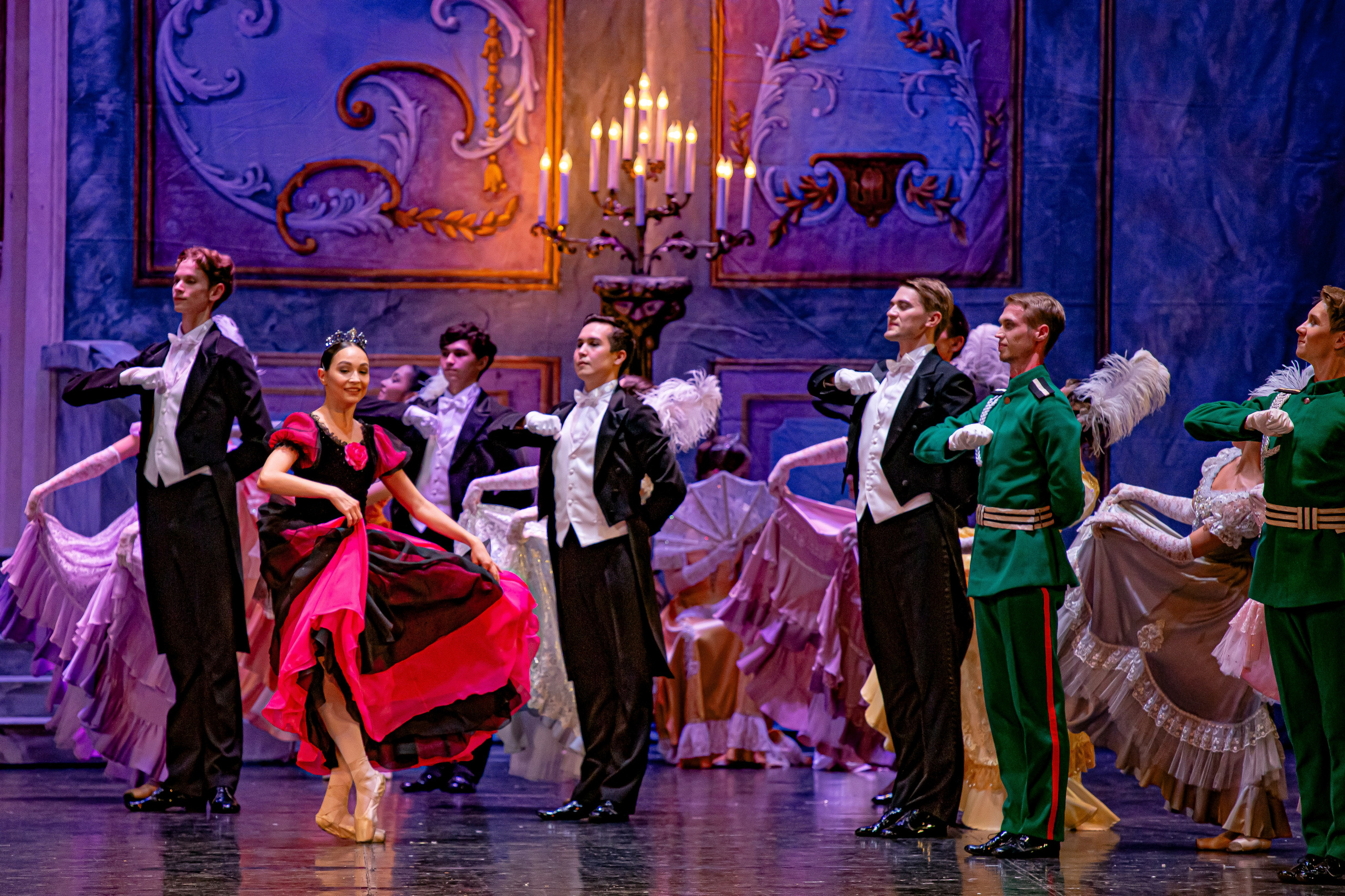 Анюта — спектакль — премьера на сцене Зимнего театра Марийского театра оперы и балета. Фотограф в Сочи Юрий Шептаев