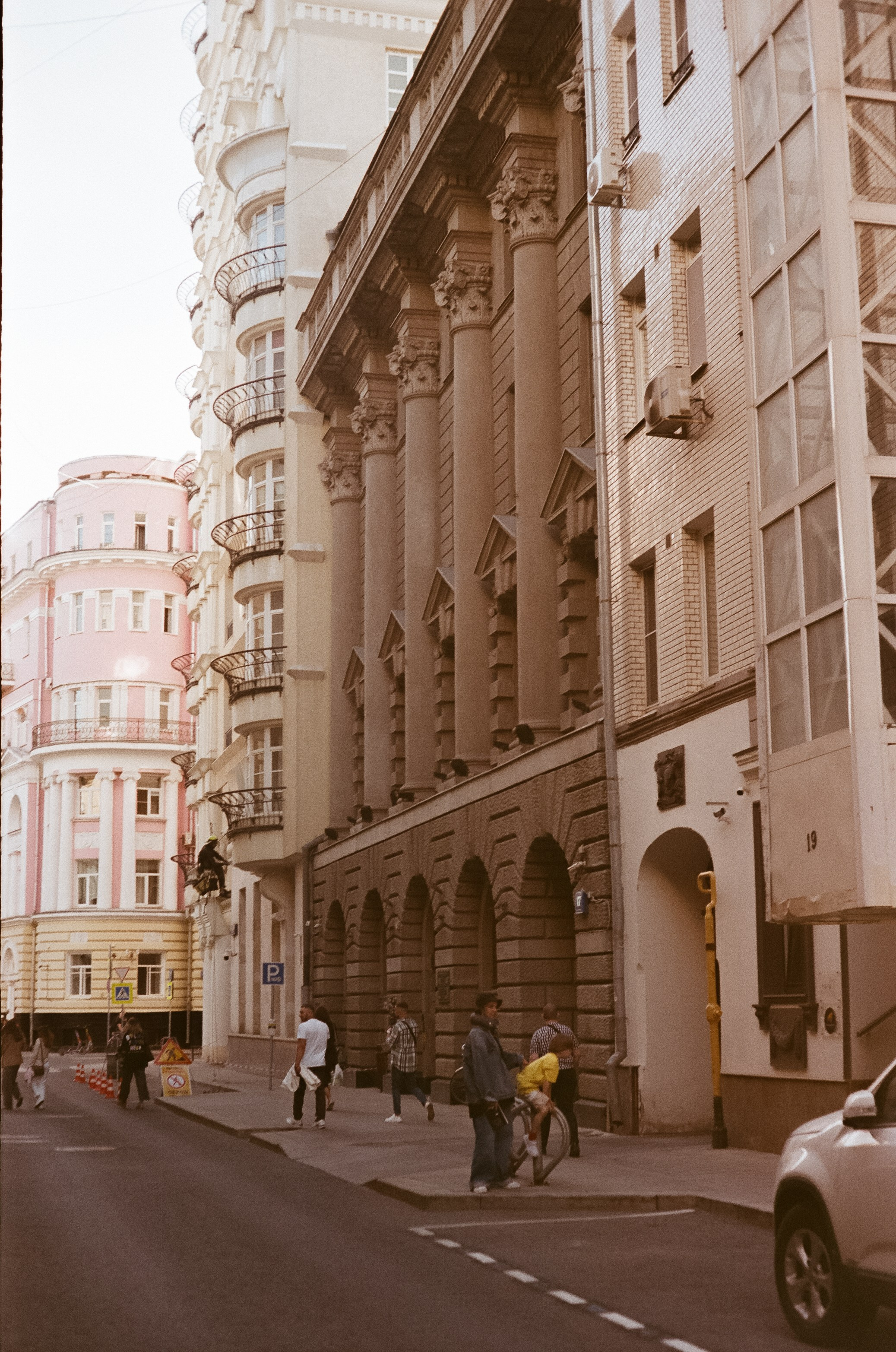 Konica IIIA / Fujicolor Superia 200 (просрочка) / Благовещенский переу