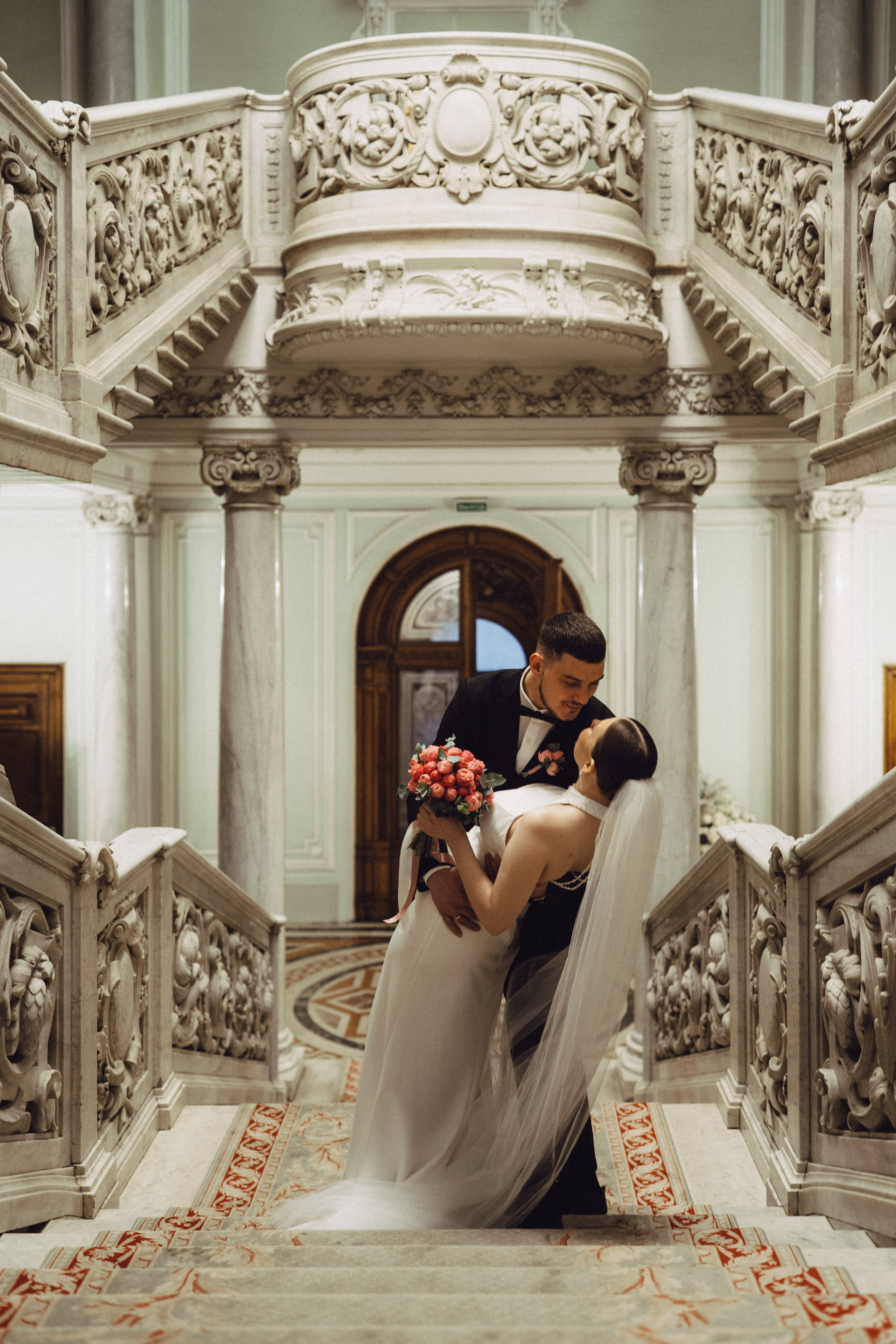 СВАДЕБНАЯ СЬЕМКА В ПЕВОМ ДВОРЦЕ БРАКОСОЧЕТАНИЯ. Профессиональный фотограф, Санкт-Петербург — Виктория Богомолова