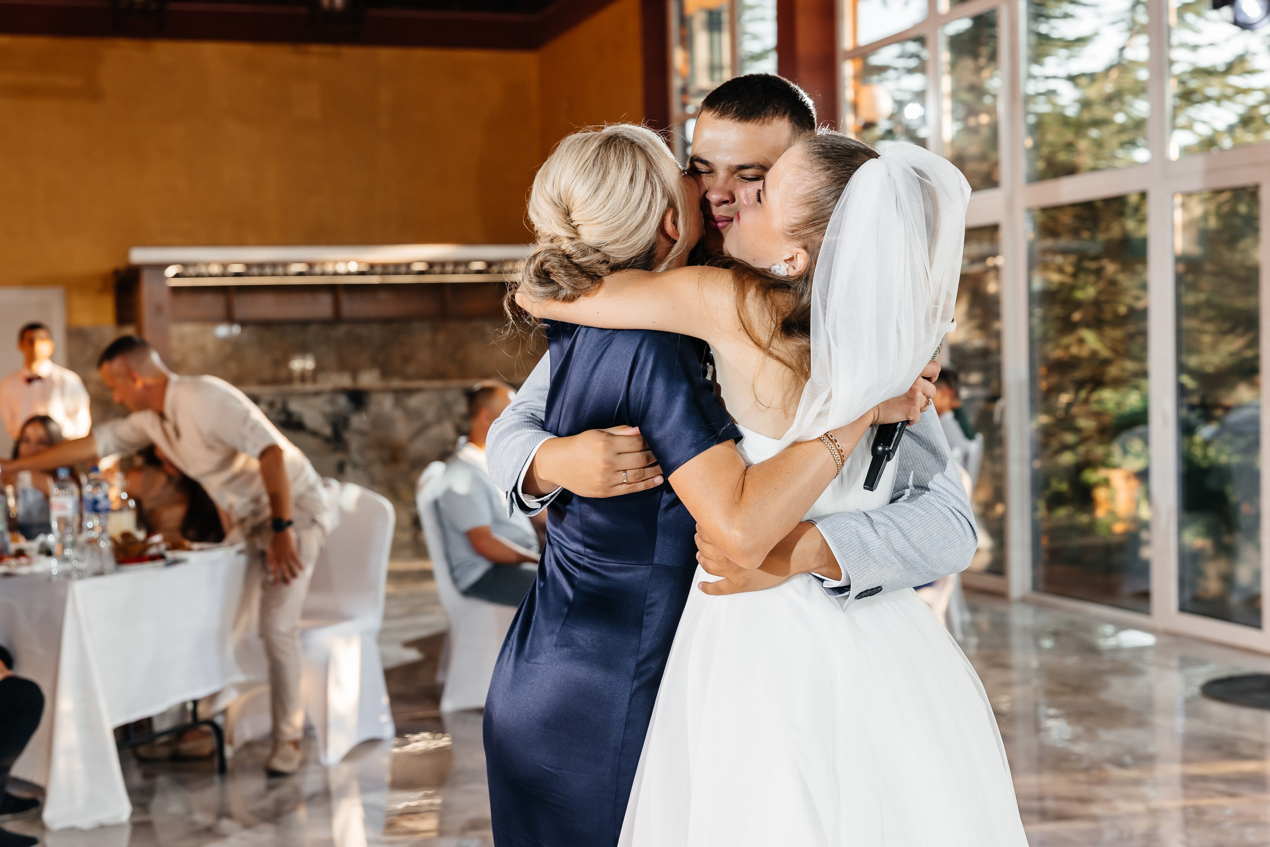 Анонс свадьбы Юлии и Александра. Свадебный фотограф в Крыму и Севастополе Ольга Баскакова