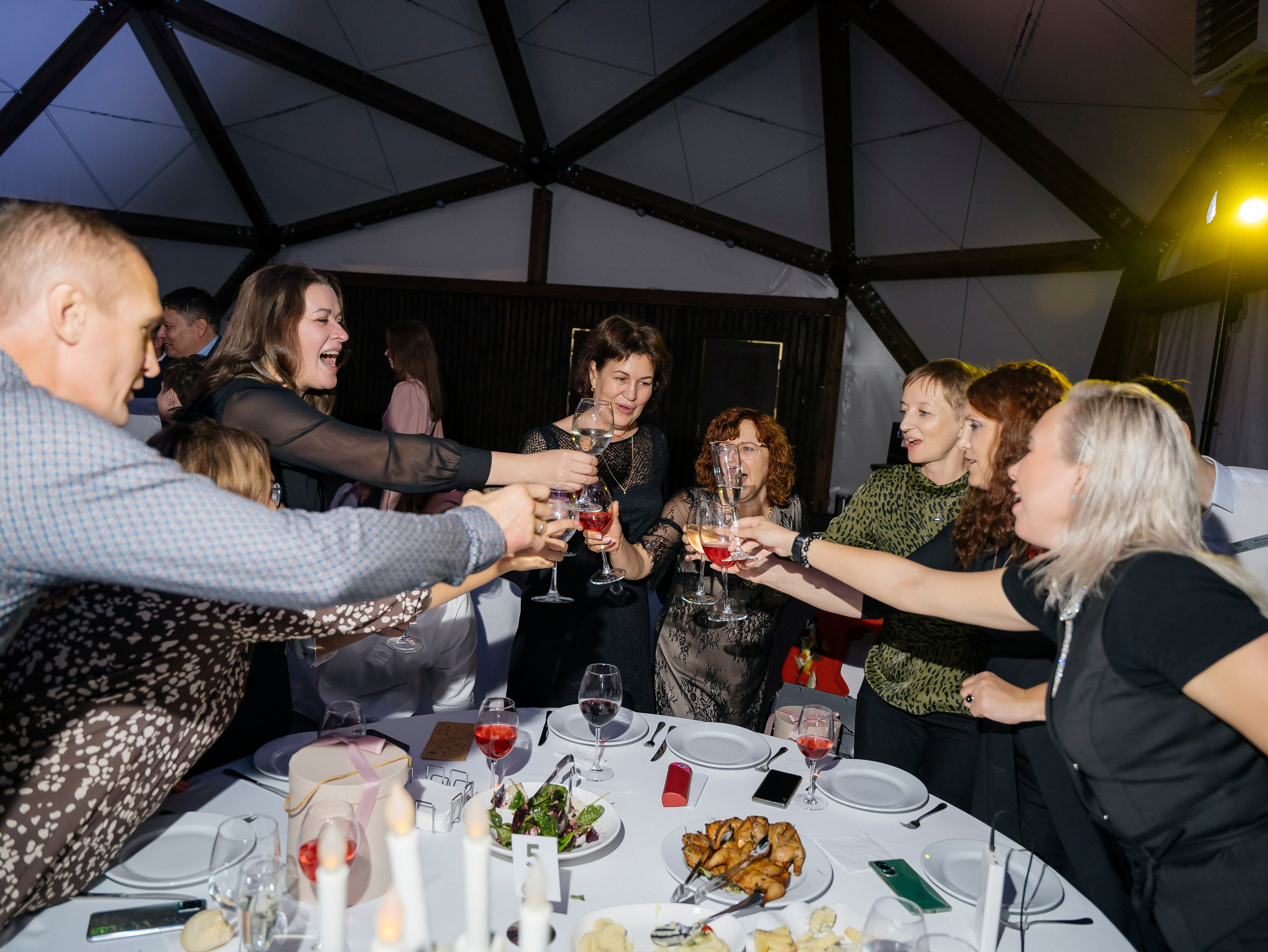 Р Фарм. Свадебный фотограф