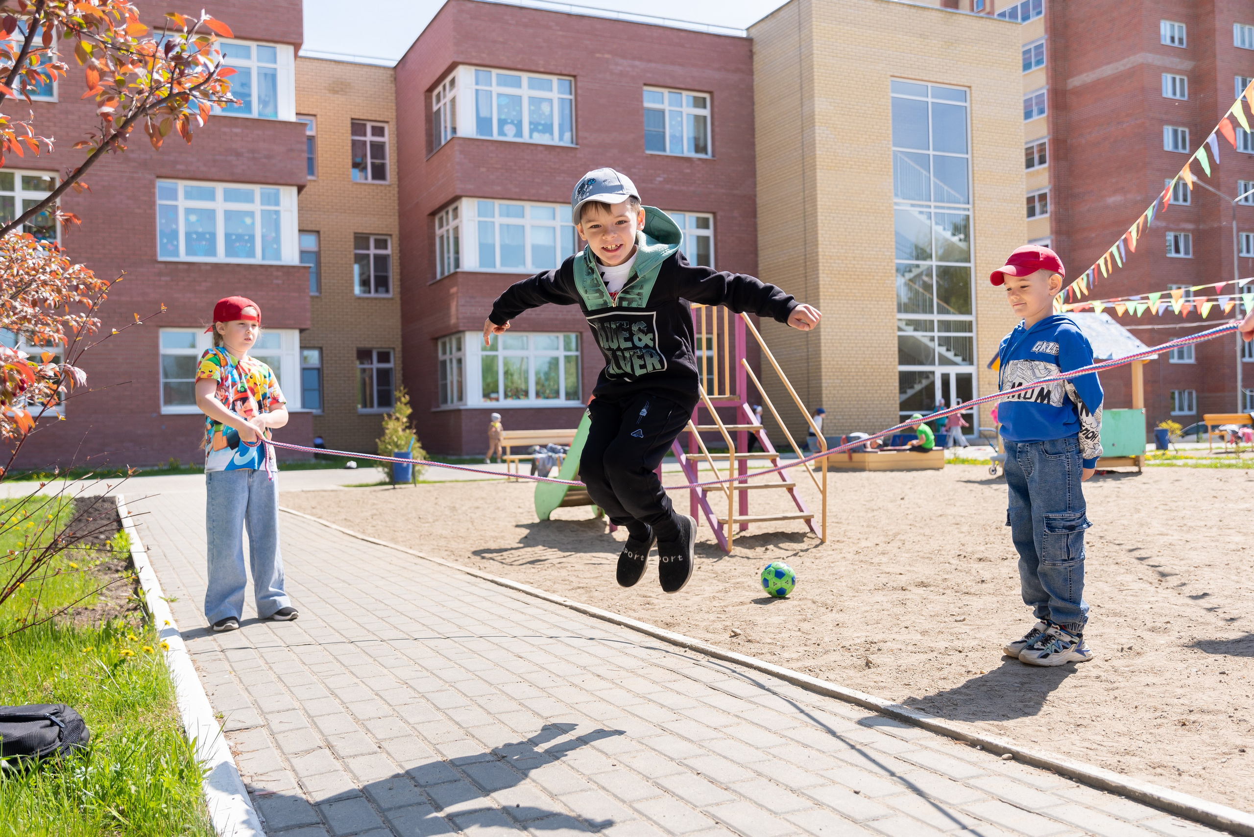 Фотосъёмка на прогулке. Детский фотограф в Екатеринбурге и Берёзовском Евгений Кондаков
