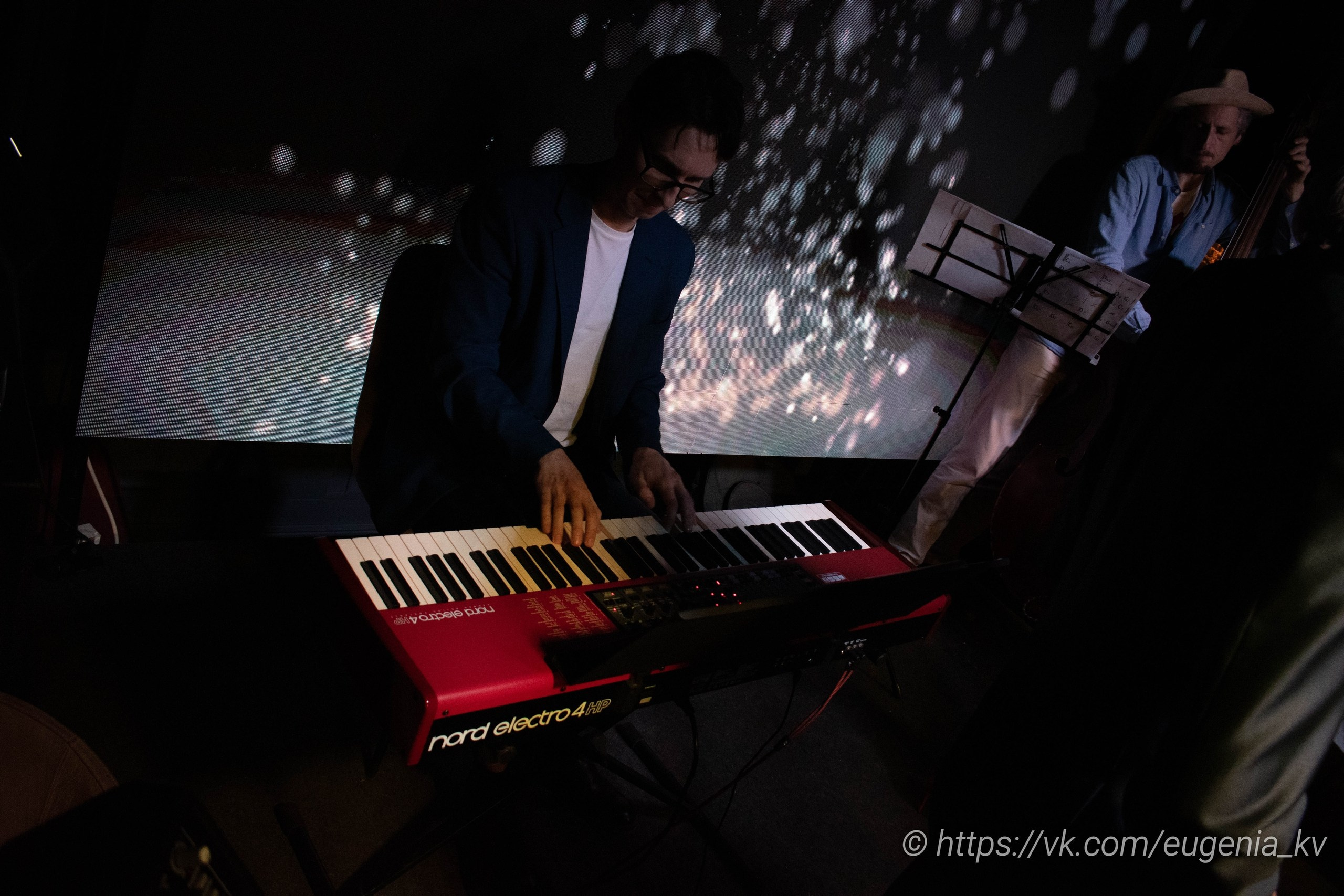 Выступление Band A в GorkySad. Фотограф в Ижевске и Казани. Репортажи, Фуд-фотография, Творческие фотосессии