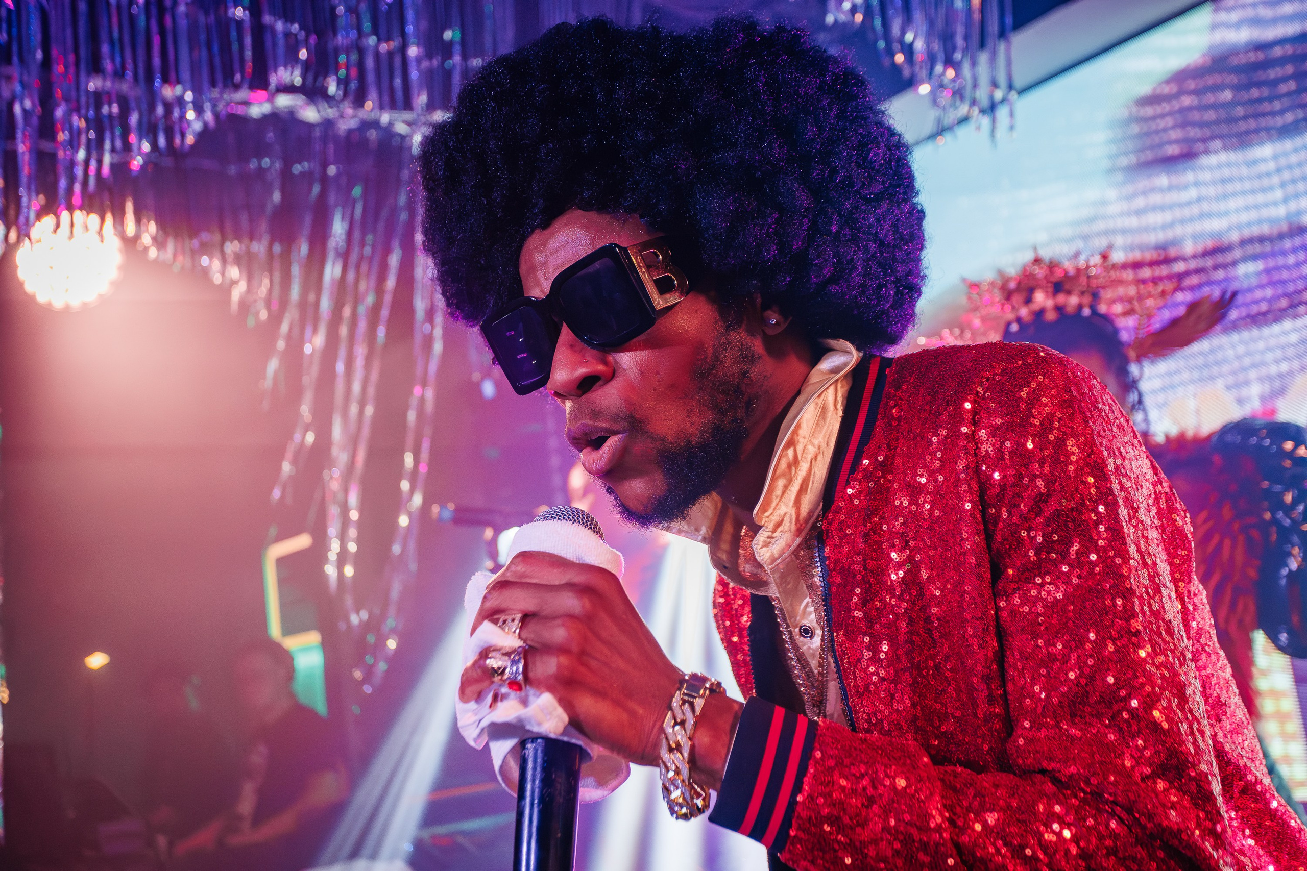 «Magic of BONEY`M «_Чайка на пляже_Ялта_06.12.2025 г. Аминов Руслан | Фотограф