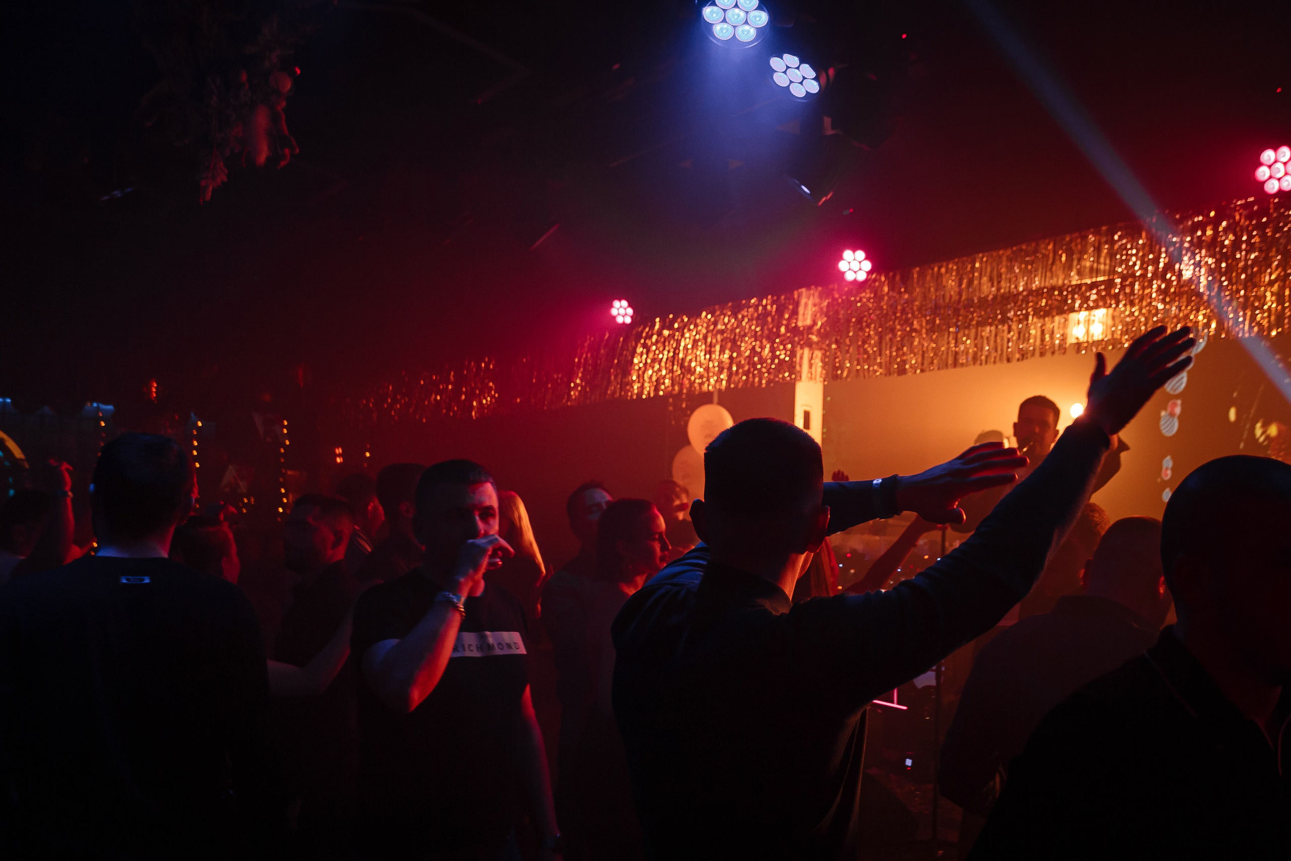 Новогодняя ночь_Santa Barbara_Симферополь_31.12.2024. Аминов Руслан | Фотограф