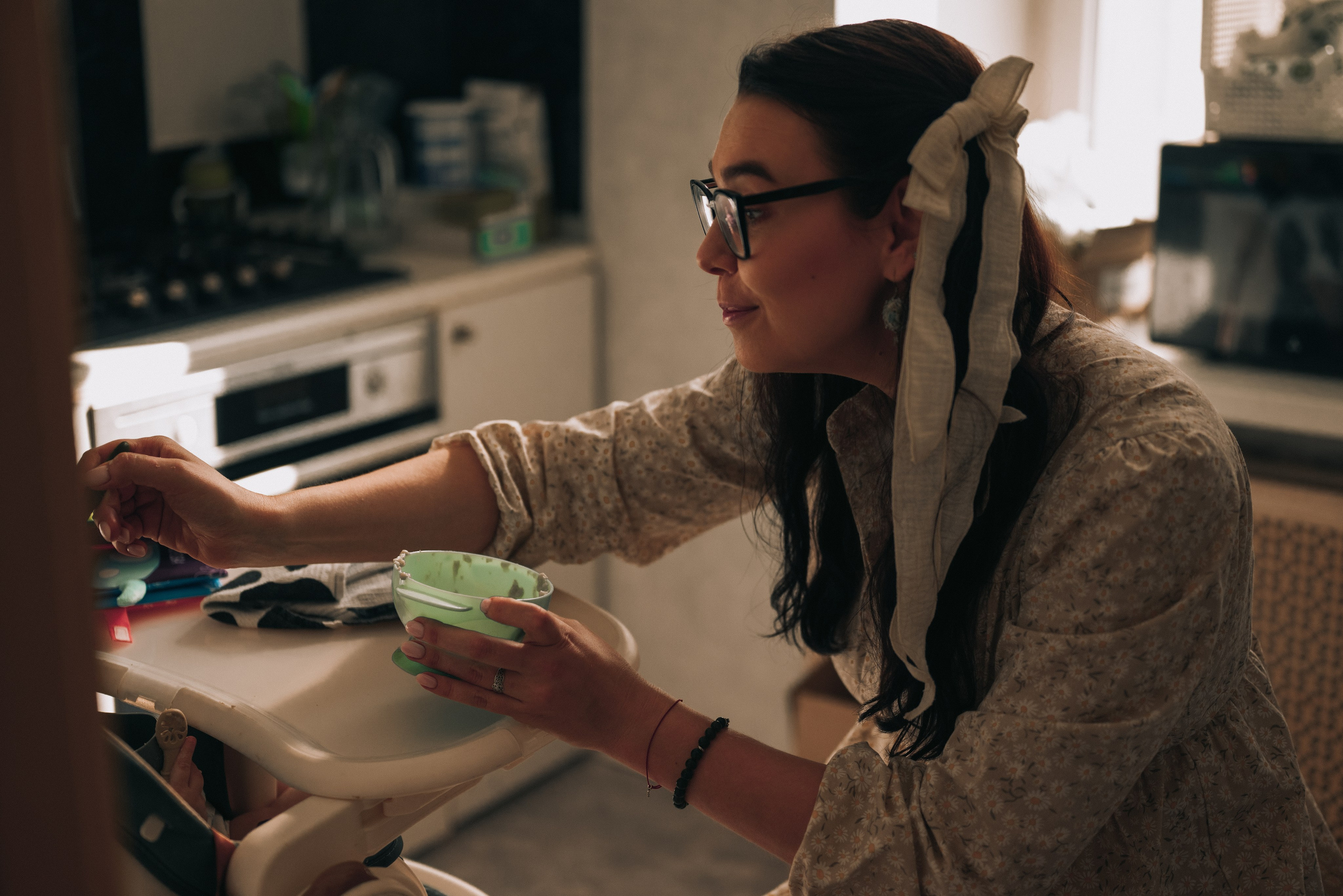 Утро мамы и малыша. Дарья и Евсей. Семейный фотограф в Москве Дарья Пузикова