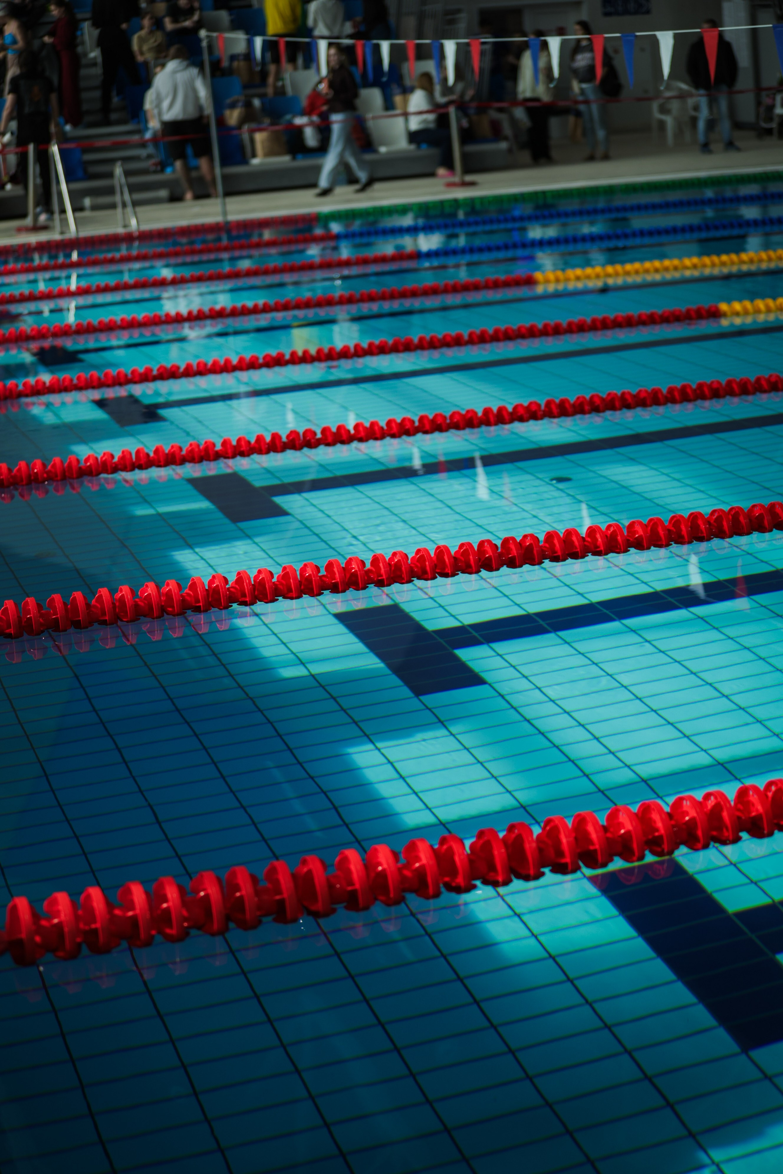 Соревнования по плаванию «Гонки ракет 2026». Александра Мельниченко/ Бегающий фотограф