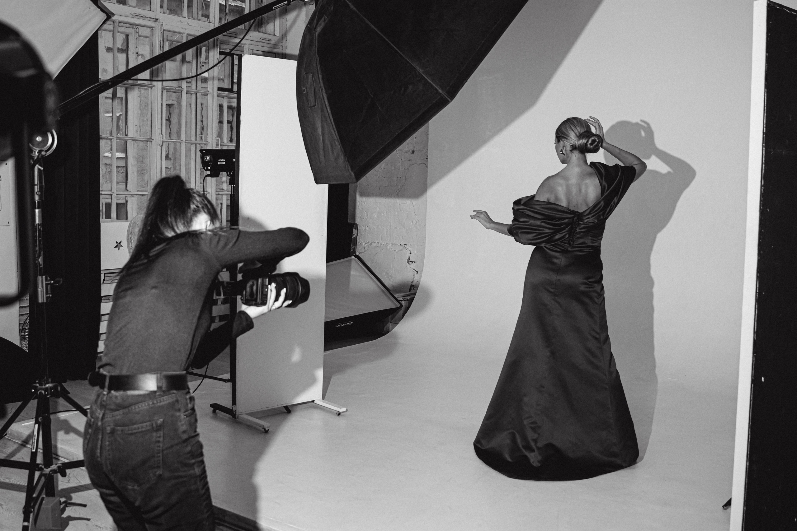 Фэшн-съёмка участниц Миссис Бизнес Гатчина 2023. Портретный фотограф в Санкт-Петербурге Дмитриева Наталия