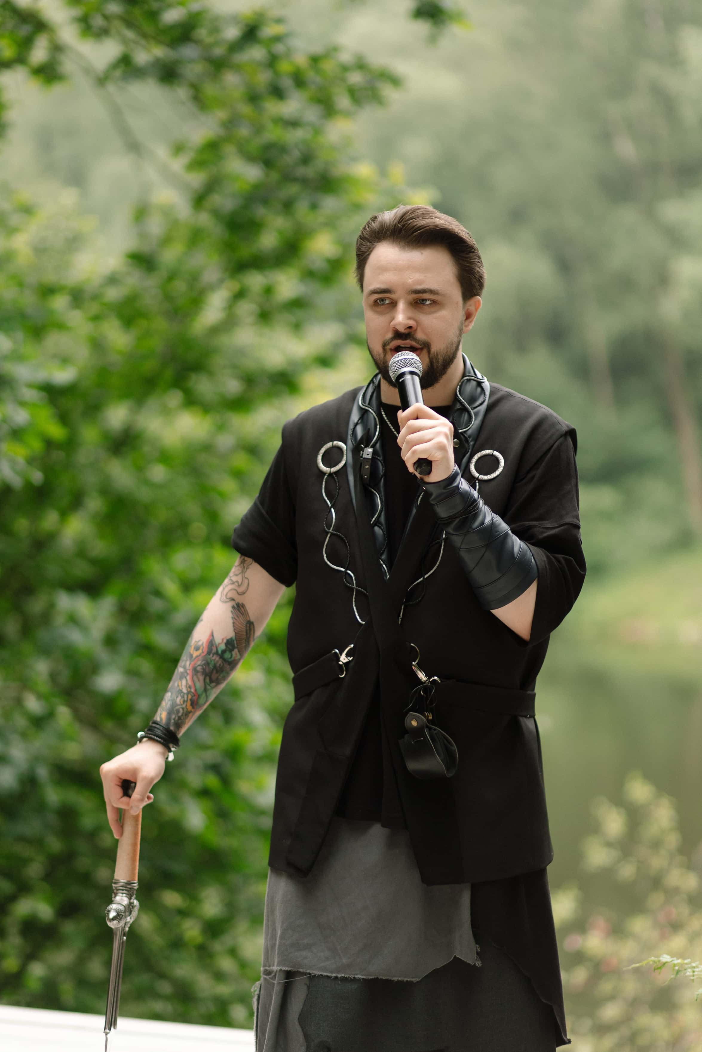 Ведущий Горохов. Подрядчики и друзья сети свадебных площадок House for wedding