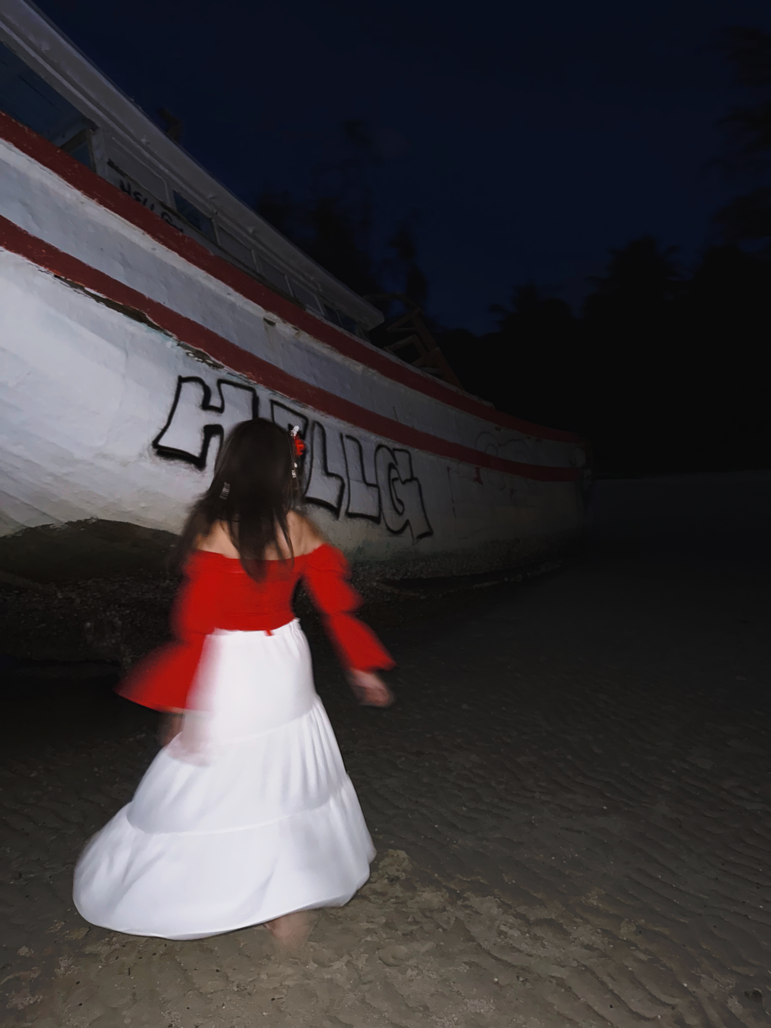 Camila. Alyona Pukhanova — photographer, stylist, 3d designer, artist — Tbilisi, Georgia