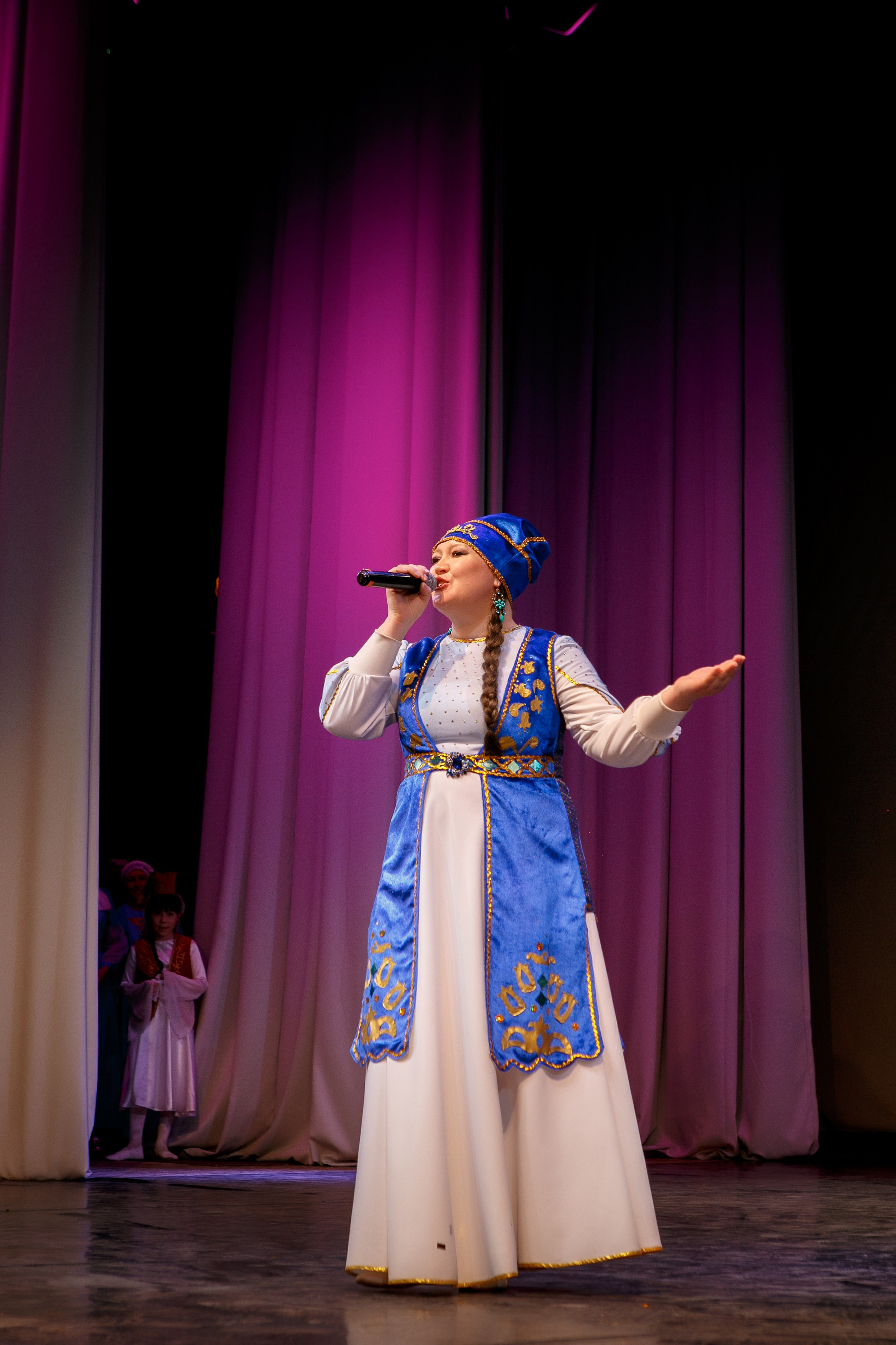 Межрегиональный фестиваль «Сибирские звезды». Контент фотограф, съемка для маркетплейсов, фуд съемка и репортажи в Новосибирске Ралия Галеева