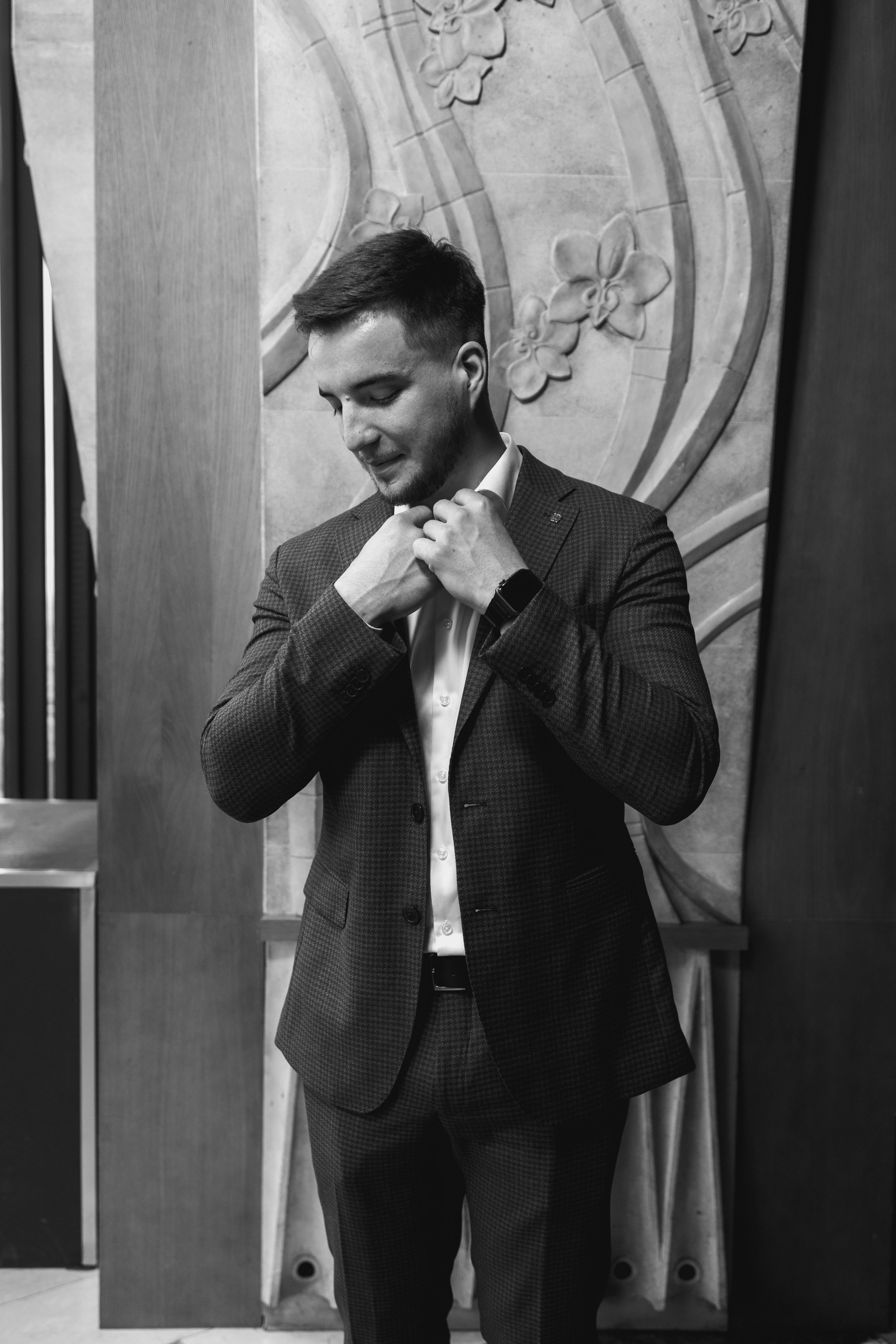 Фотограф на регистрацию в ЗАГС Москва Сити Birds Башня ОКО. Примеры фото, отзывы молодоженов и заявка на регистрацию через официальный сайт.