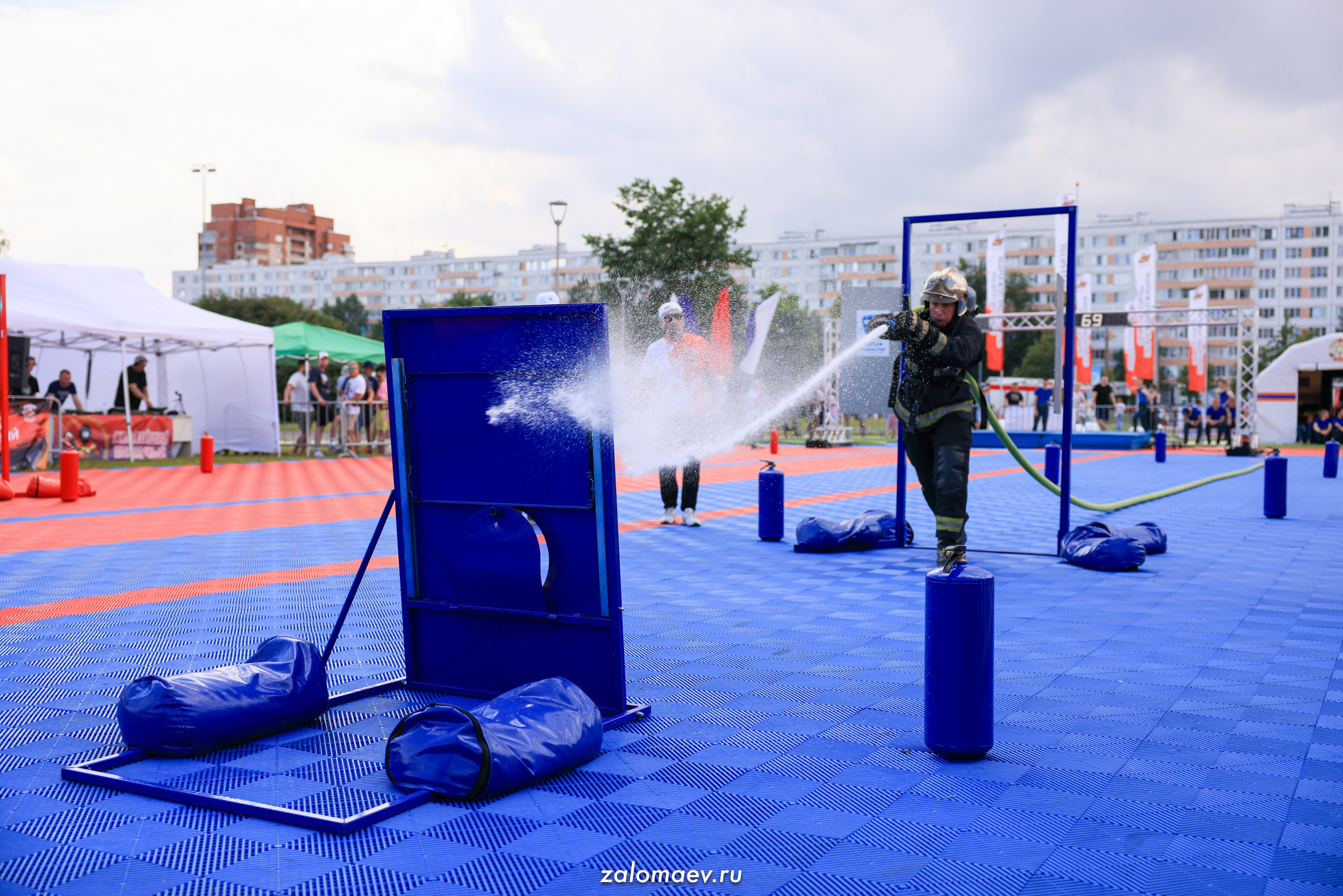 Сильнейший пожарный. Фотограф Александр Заломаев
