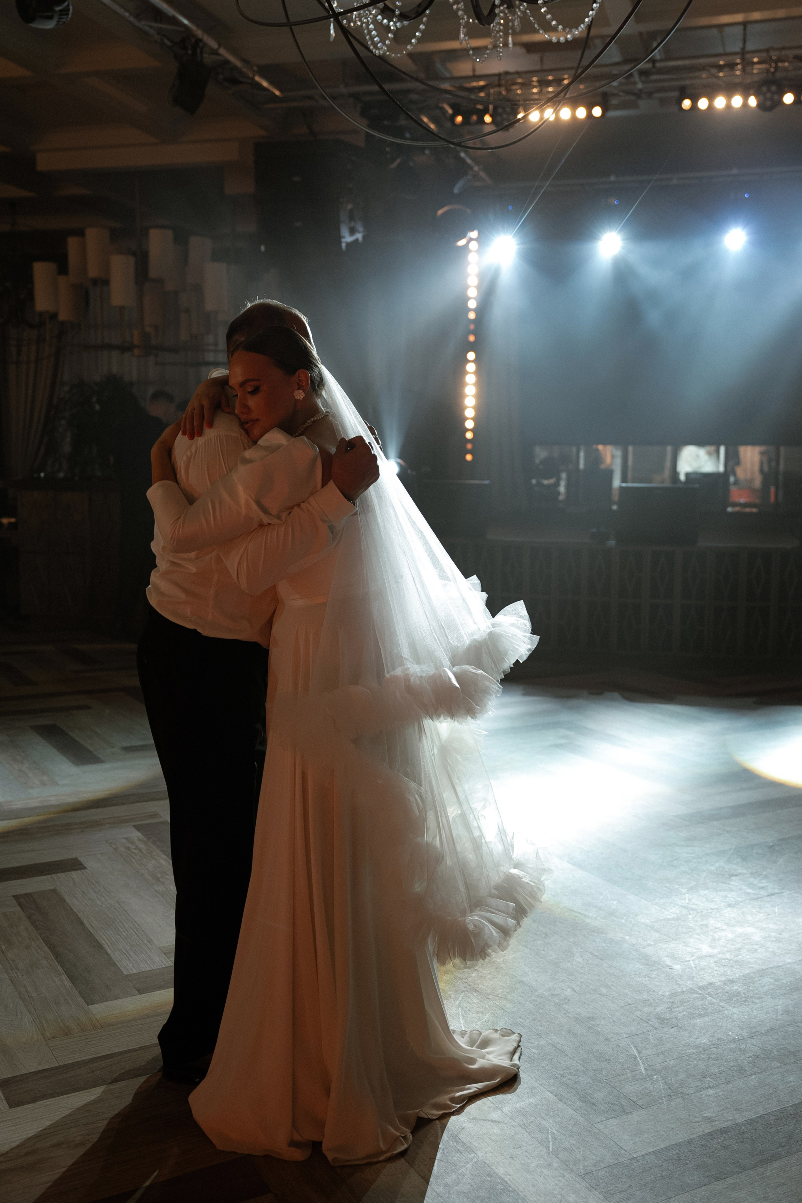 Гермес. Orange. Семейный и портретный фотограф в Саратове Сахарова Маша