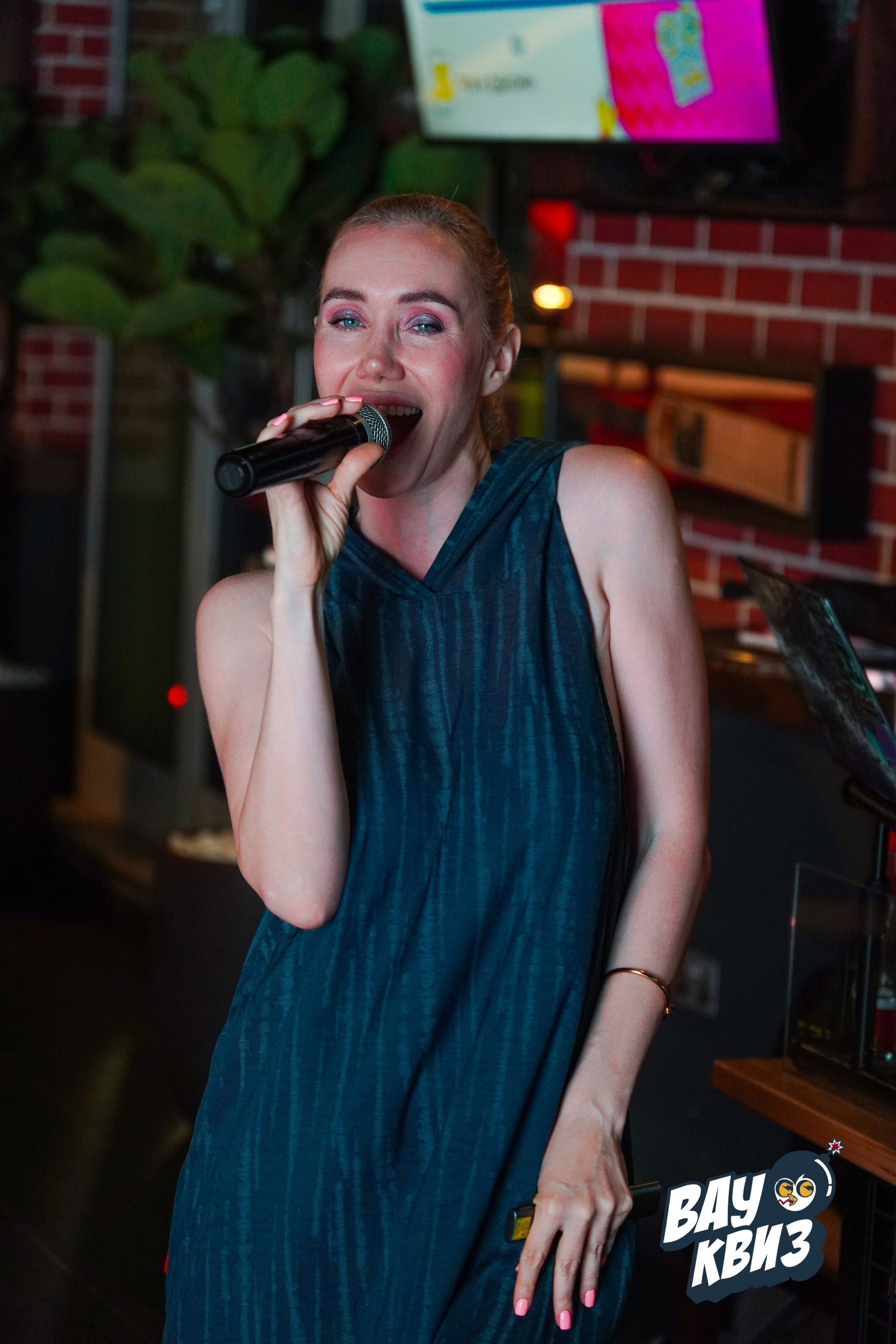 WOW QUIZ DUBAI. Фото | Видео Контент Мишель Ватаманюк