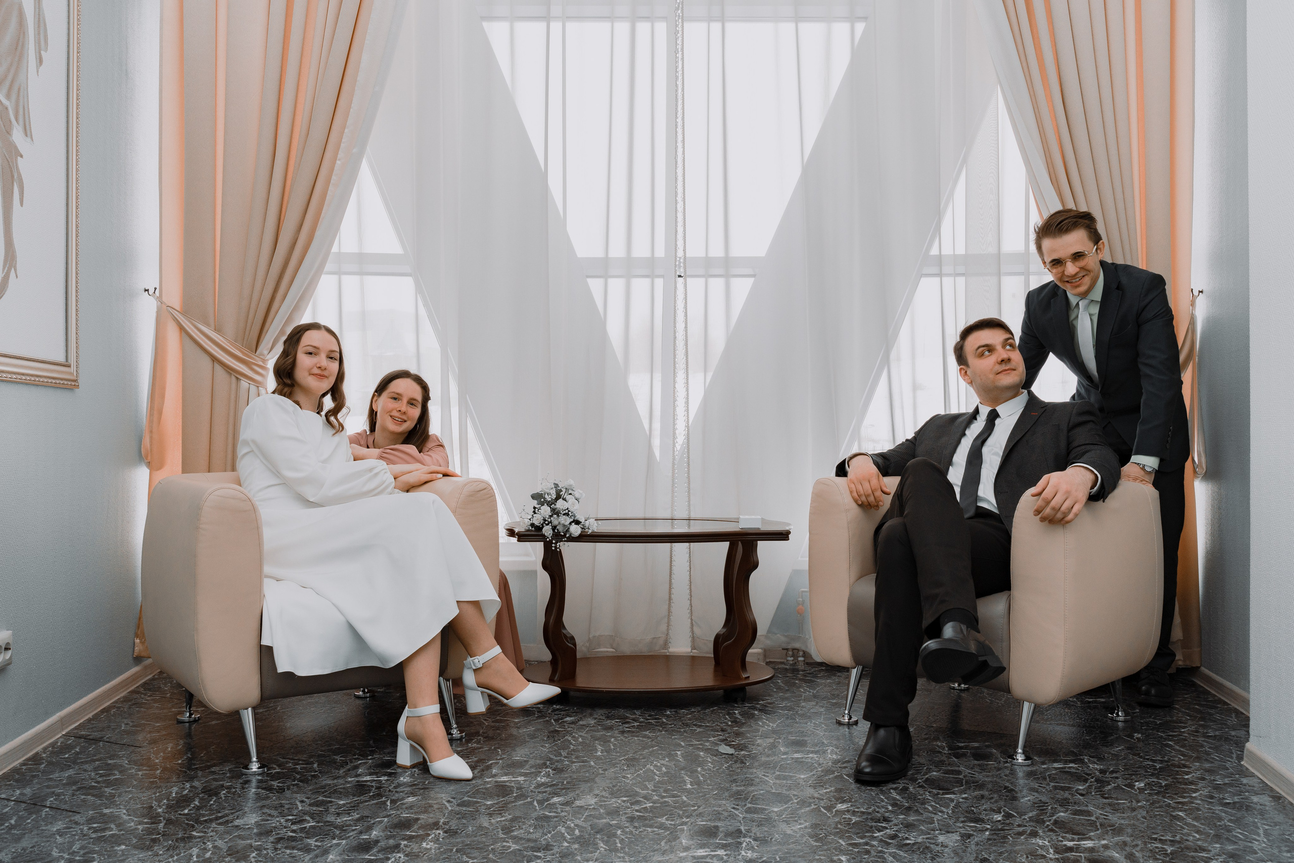 Альбом-портфолио свадебных снимков. Фотограф Ди Садчиков