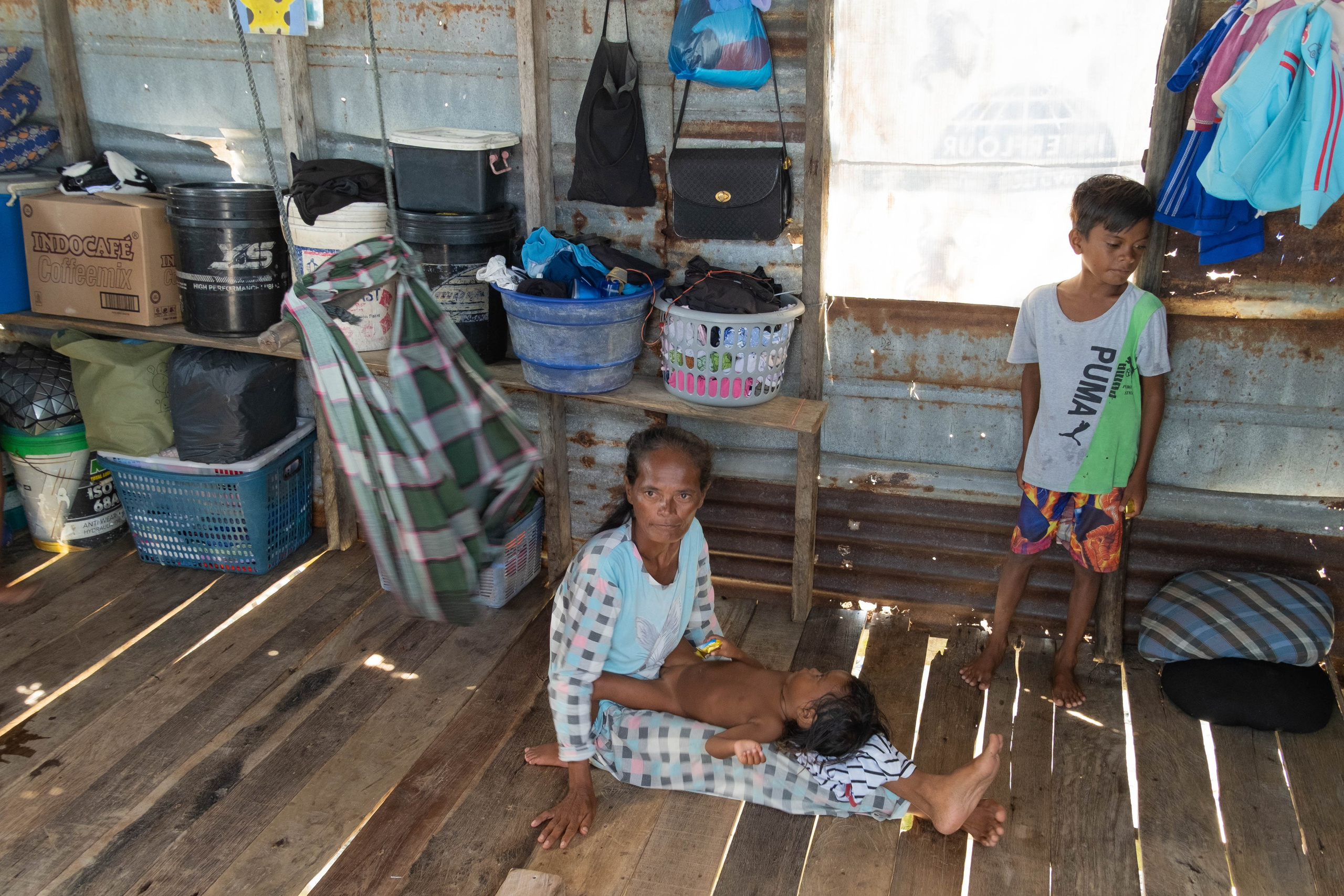 Остров. Цыгане. Фотографии из путешествий