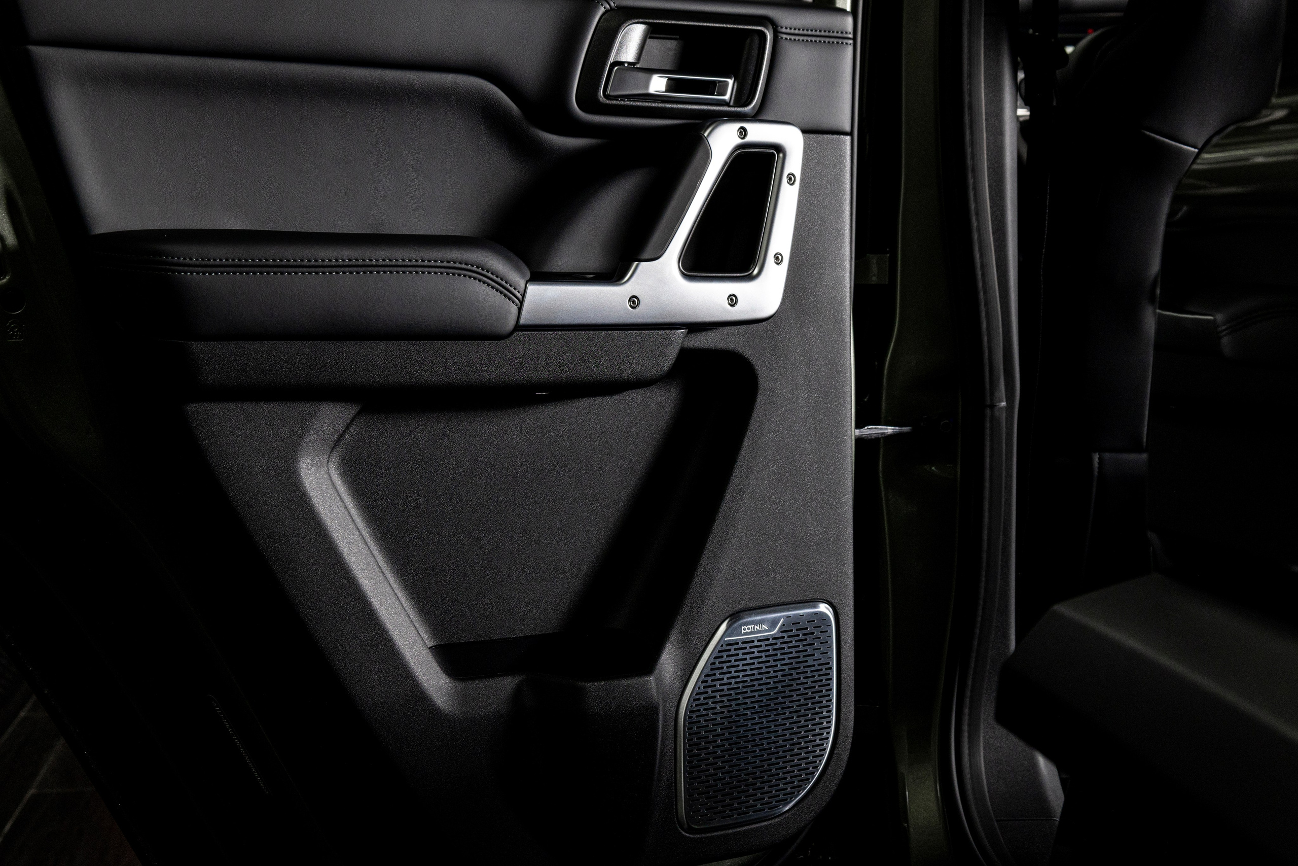 Фотосессия с мотоциклами и автомобилями. Предметный фотограф в Москве и Московской области