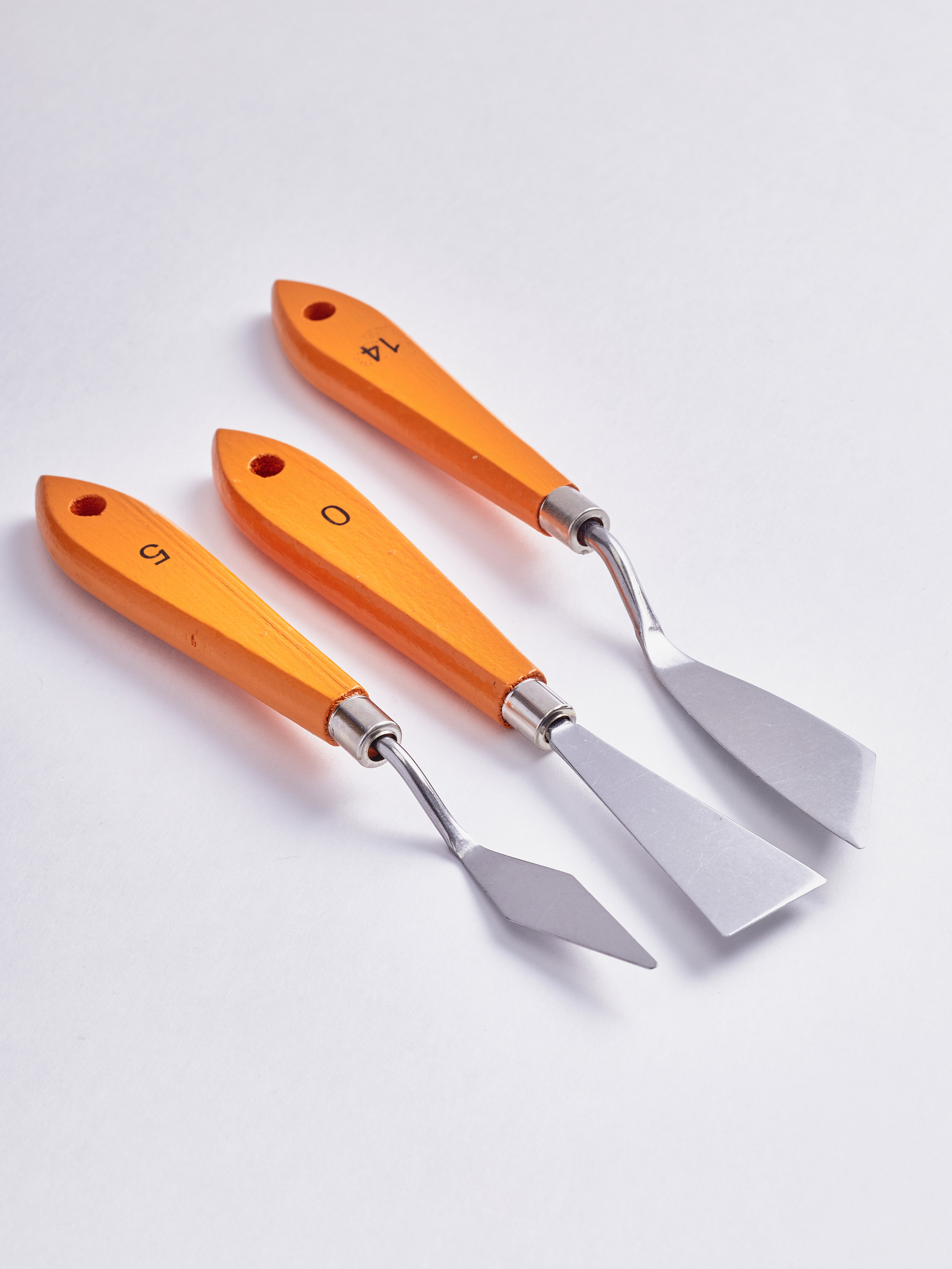 Инструменты для лепки. Уютная студия предметной съемки для маркетплейсов в городе Москва