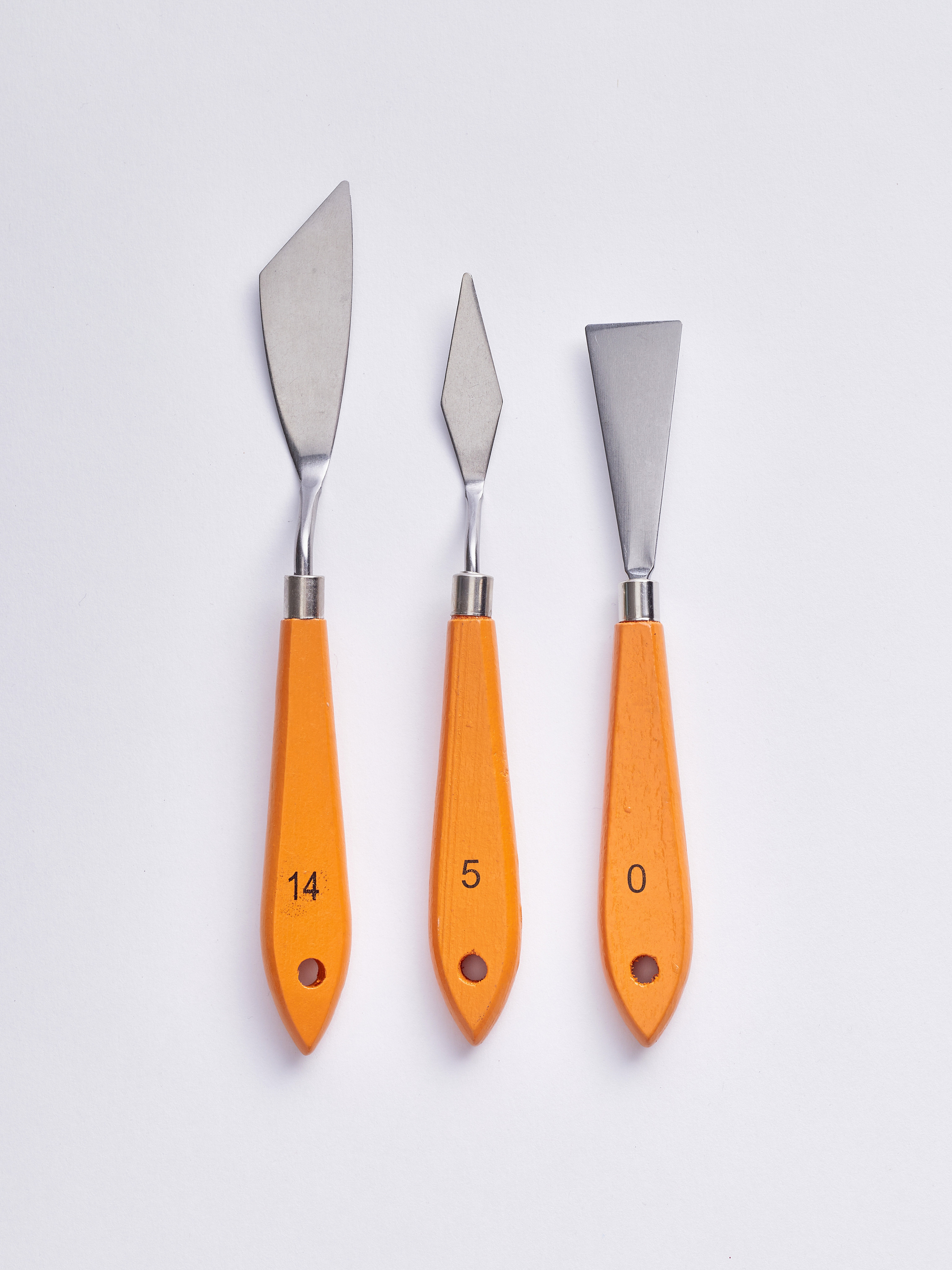 Инструменты для лепки. Уютная студия предметной съемки для маркетплейсов в городе Москва