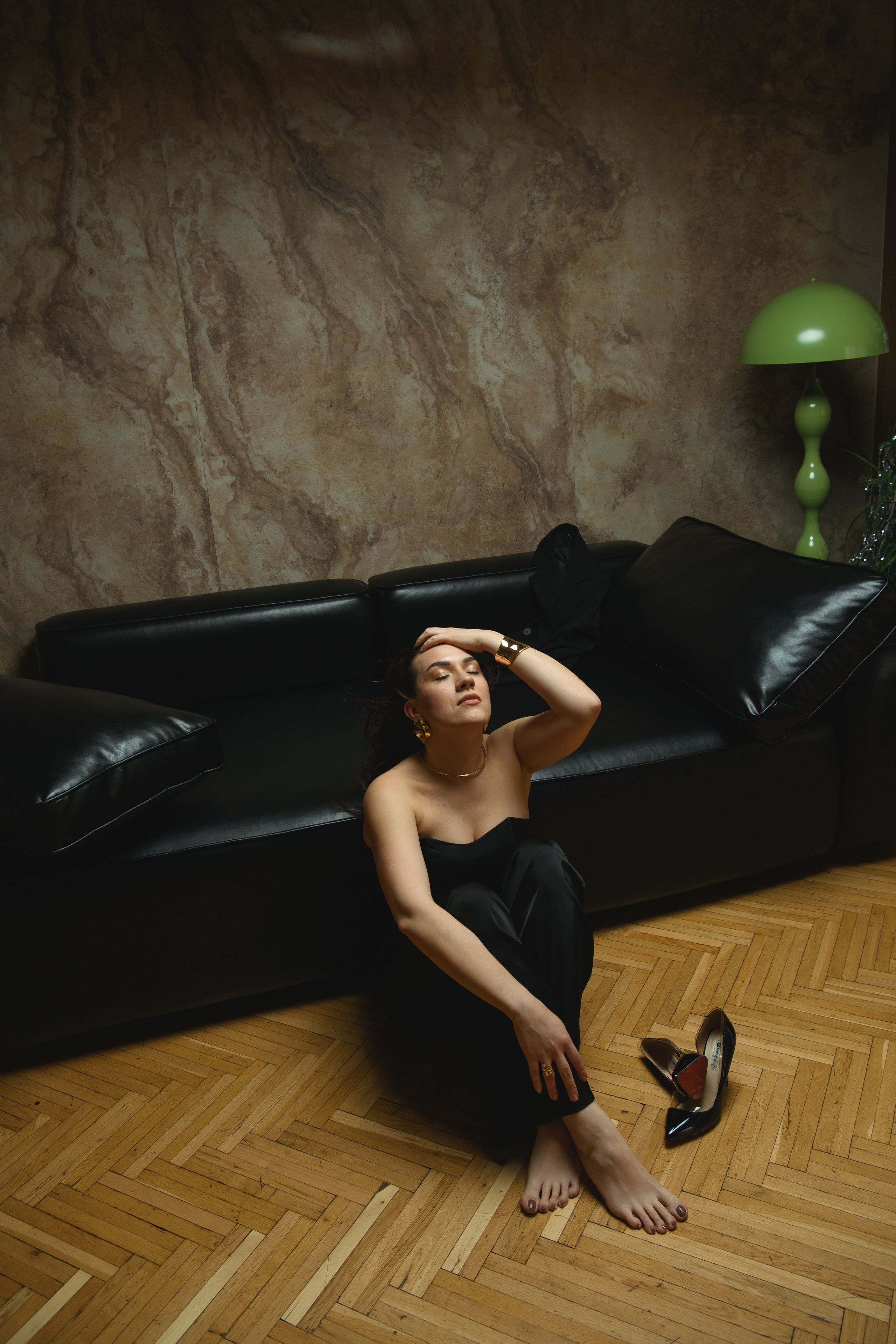 …Без слов — фотосессия для нее. Фотохудожник Нина Жихарева