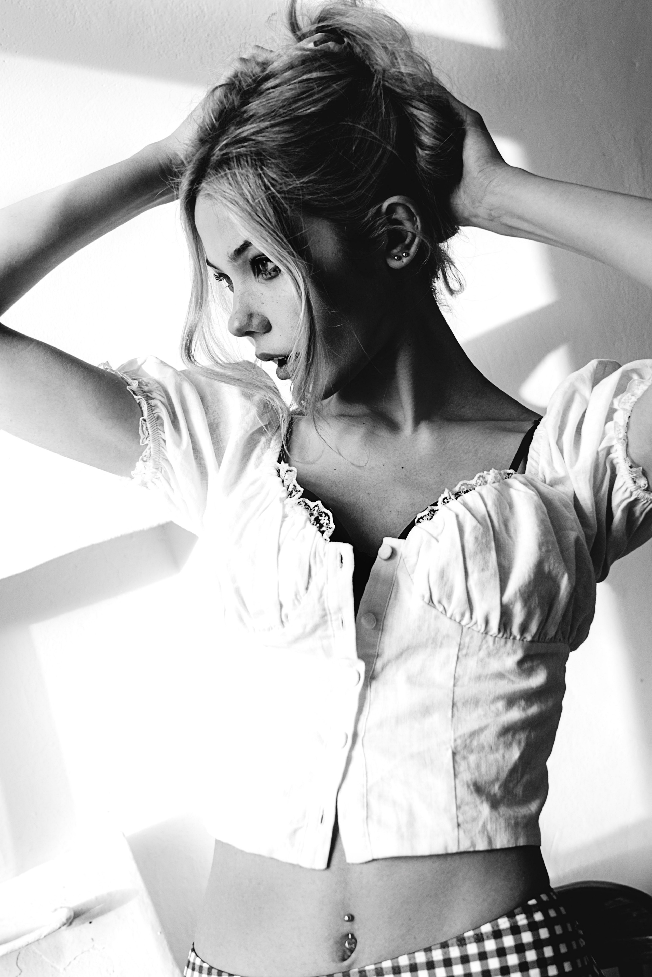 Студийная фотосессия в москве. Карина Эмильевна |Фотограф в Москве | Женский и семейный фотограф. Съемки под ключ для ваших брендов