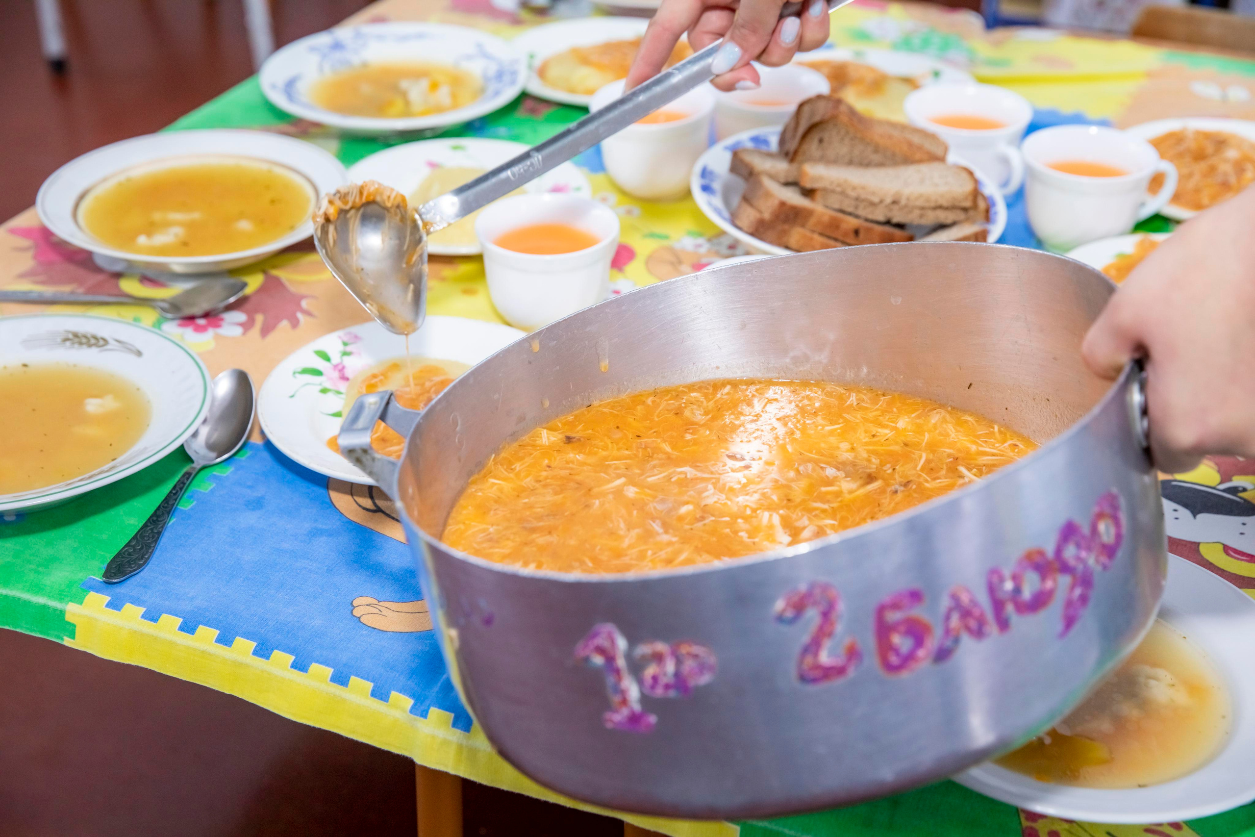 Еда в садике вкусняшка...