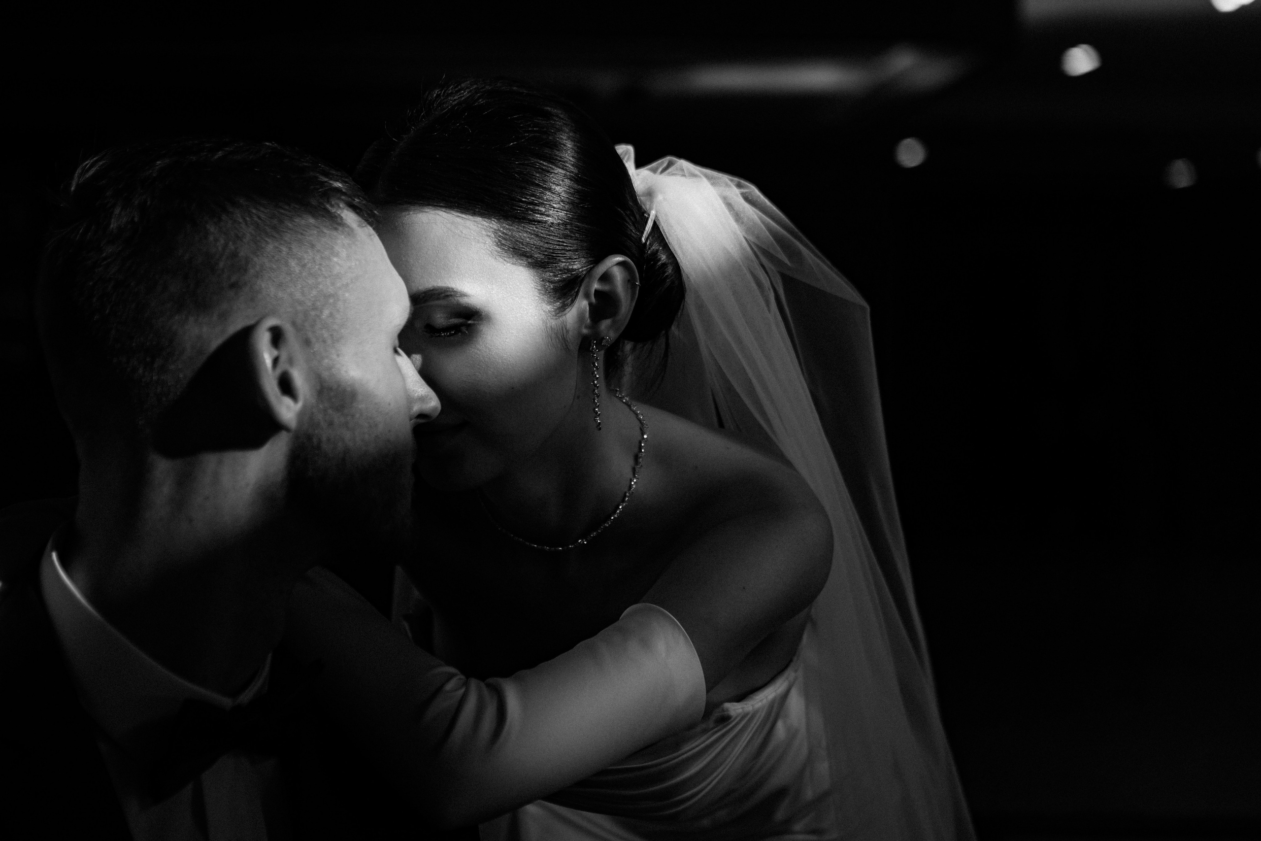 Сергей и Ира — Анонс свадьбы. Свадебный фотограф, фотосъемка в Крыму, Севастополе, Симферополе, Ялте