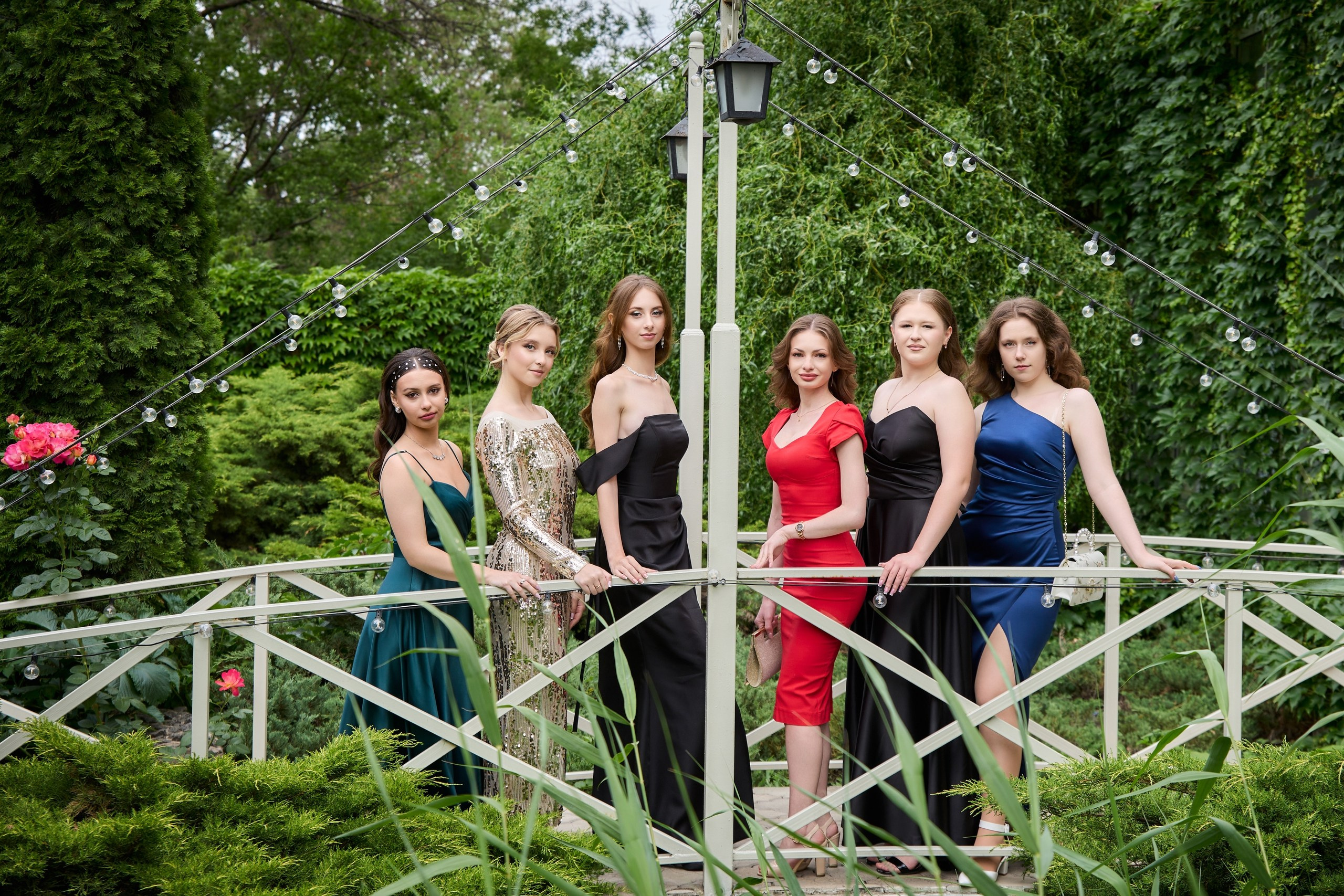 ШКОЛЬНИКИ. ВЫПУСКНОЙ. «КАСПИЙ». Фотограф Татаринов Андрей (Донецк / Макеевка)