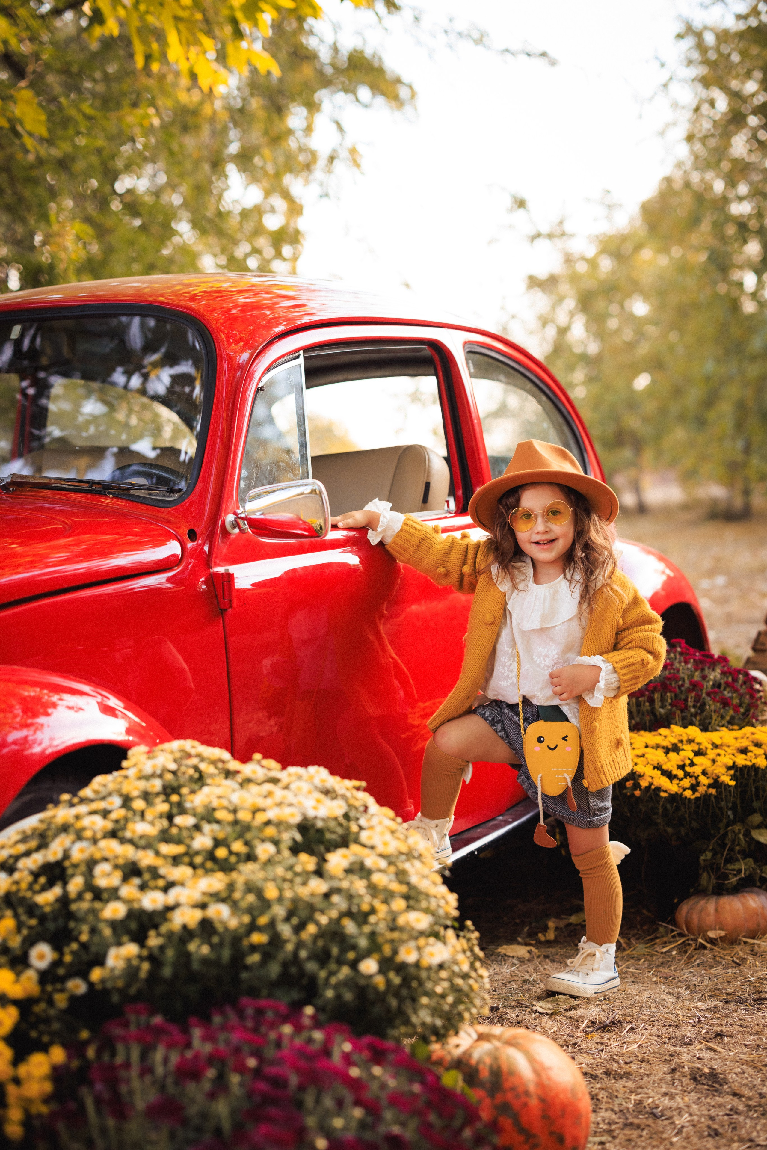 Осенняя фотосессия с Ретро автомобилем в городе Краснодаре. Семейный и детский фотограф в Краснодаре Анна Трашкова