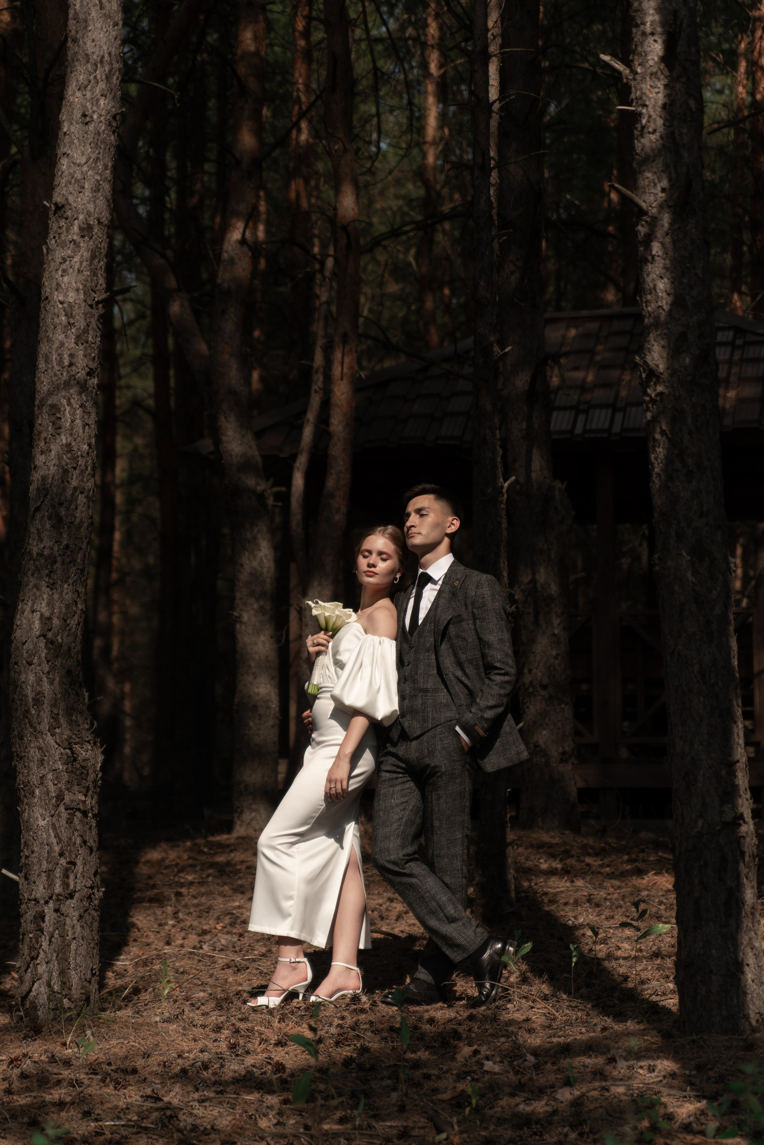 Ангелина и Евгений Загс и прогулка. Меня зовут Александр Литвинчук и я свадебный фотограф в Саратове