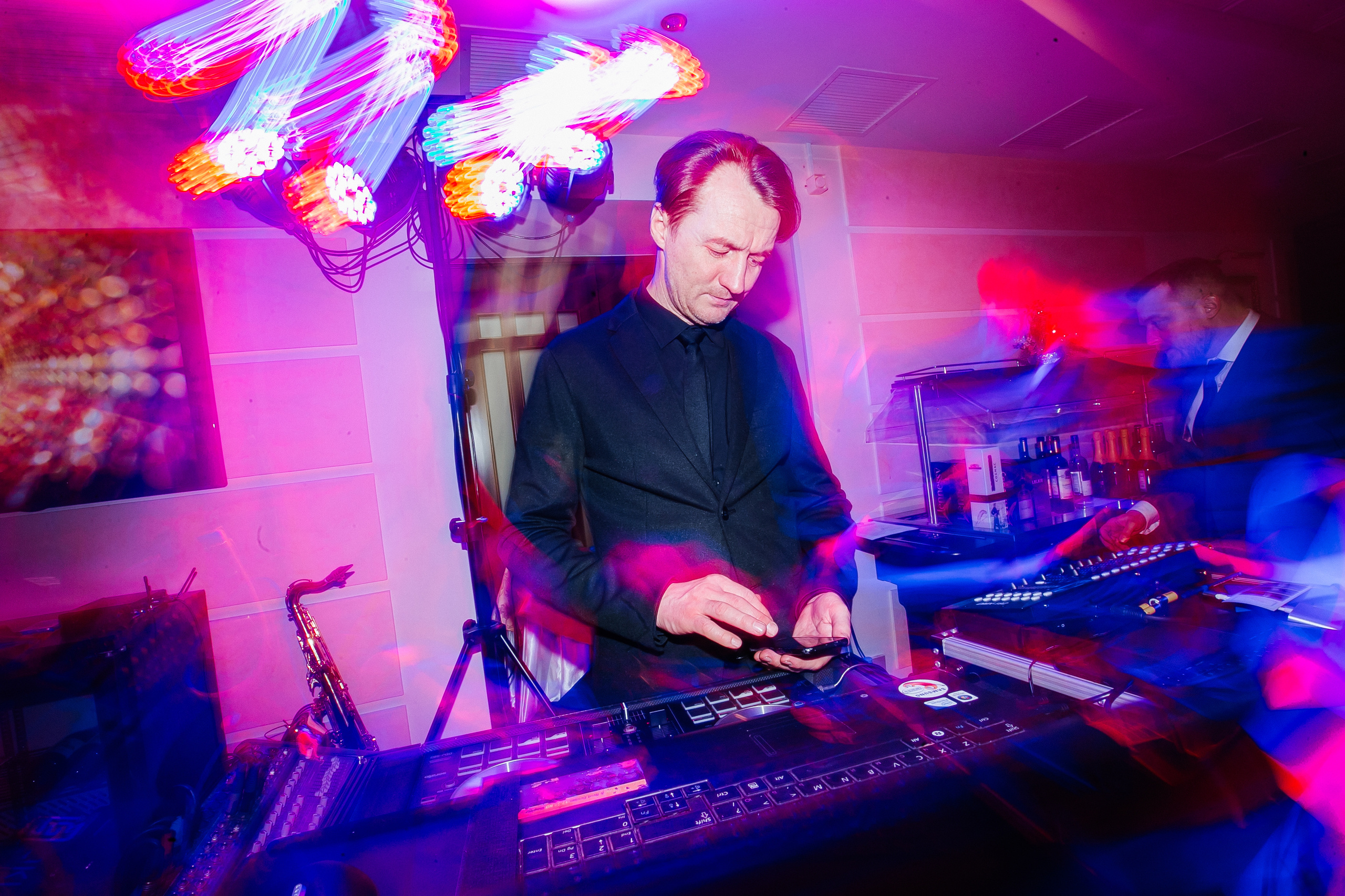 Юбилей 60 лет мужчине в Москве. Ведущий юбилея Сергей Рябинин. Ведущий на свадьбу, корпоратив и юбилей в Москве Сергей Рябинин