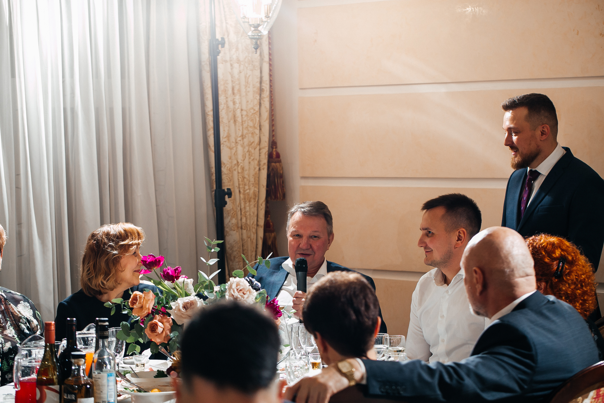 Юбилей 60 лет мужчине в Москве. Ведущий юбилея Сергей Рябинин. Ведущий на свадьбу, корпоратив и юбилей в Москве Сергей Рябинин