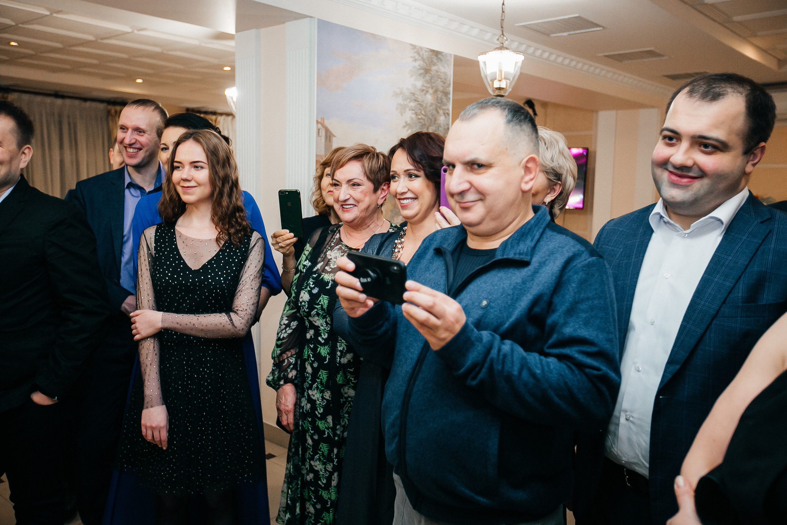 Юбилей 60 лет мужчине в Москве. Ведущий юбилея Сергей Рябинин. Ведущий на свадьбу, корпоратив и юбилей в Москве Сергей Рябинин