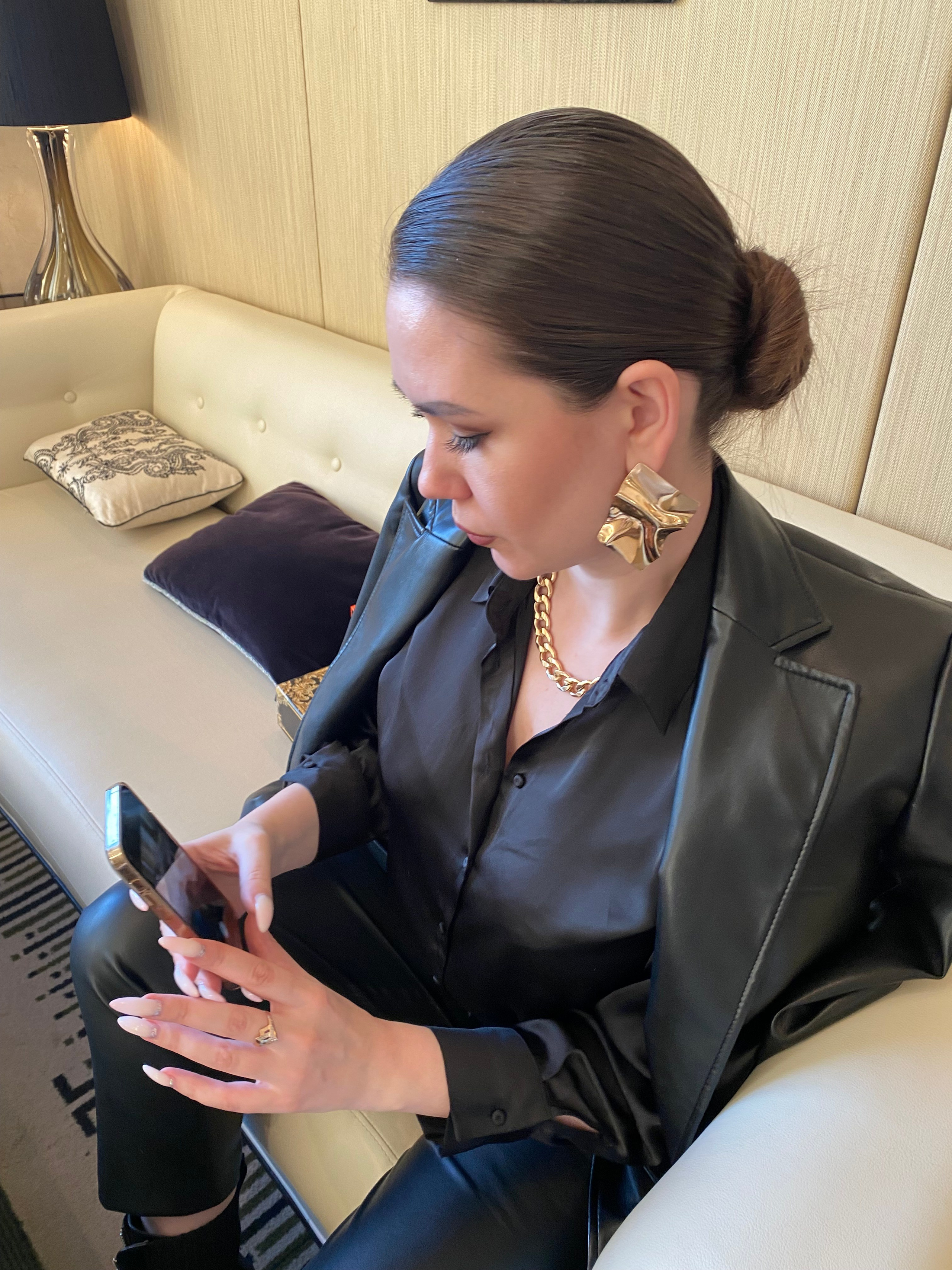 Контент креаторство. Julia Brulé | Styliste Personnelle & Fashion à Paris et Moscou