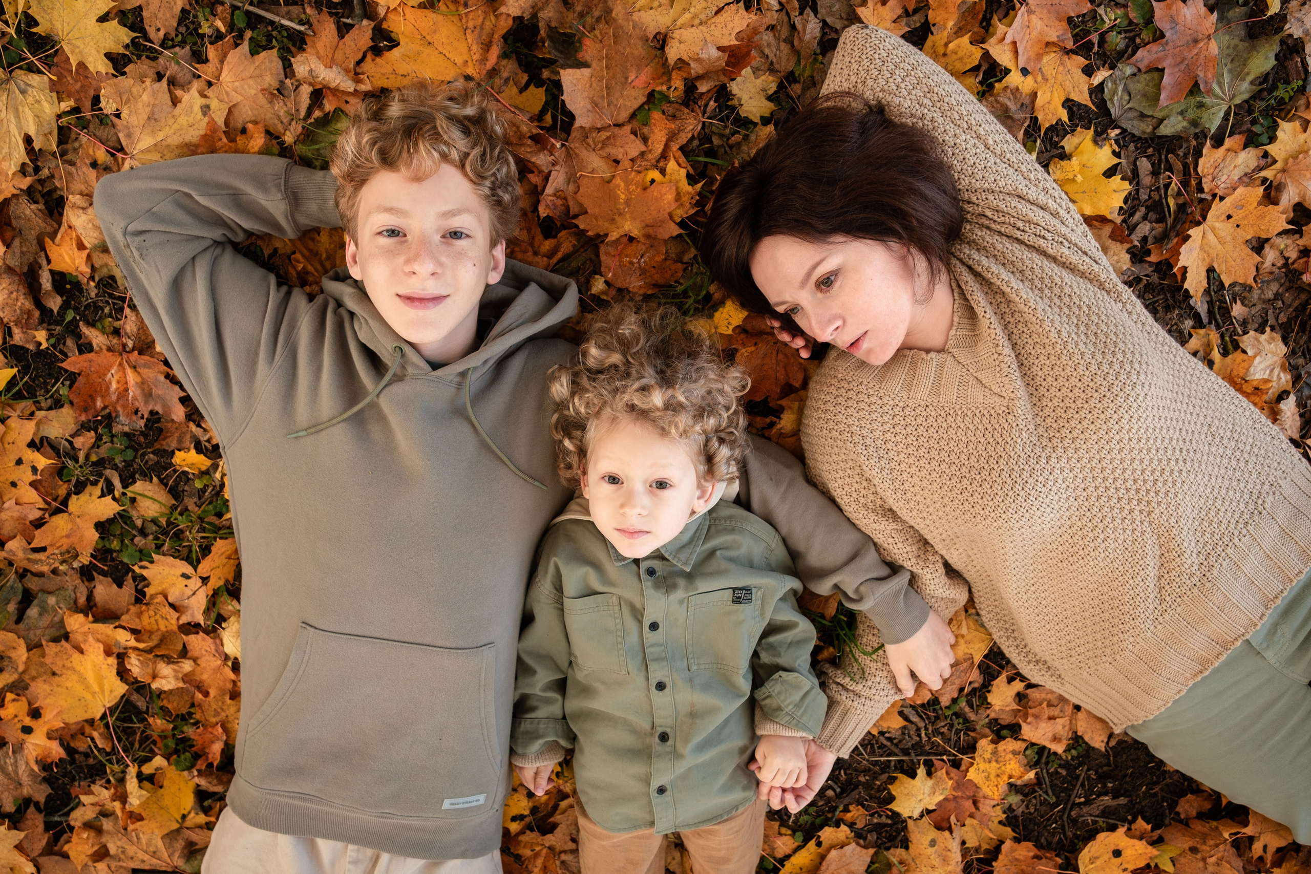 Семейная фотосессия на природе. Фотограф беременности Демочкина Елена