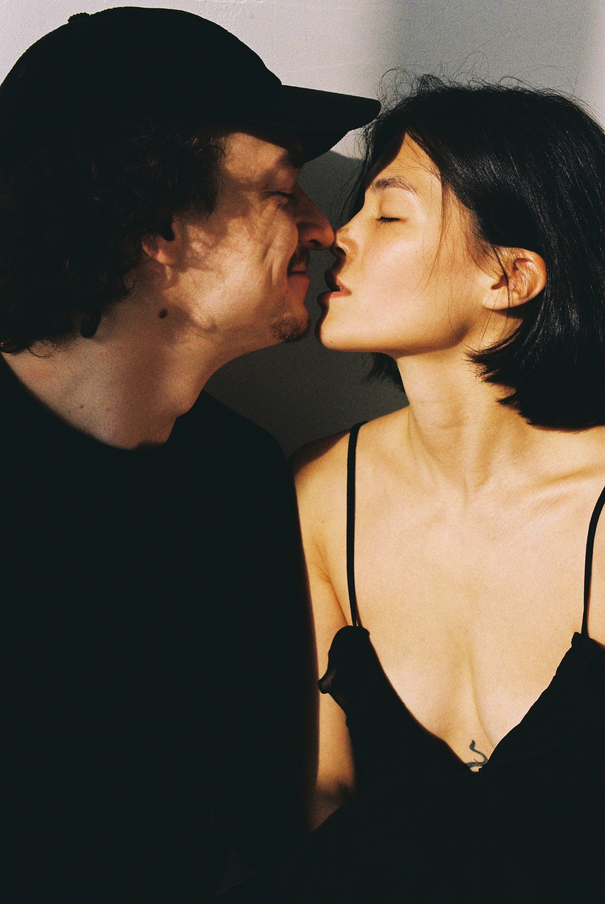 Эмилия и Лев (35 мм). Фотограф в Екатеринбурге и Москве, Анна