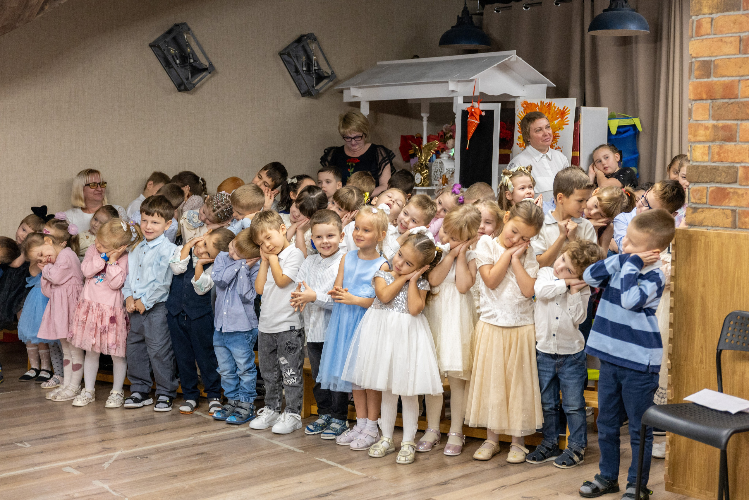 ДС «Гнездышко» и СОШ «Знайка», 8 лет. Сайт фотографа Ирины Аникановой
