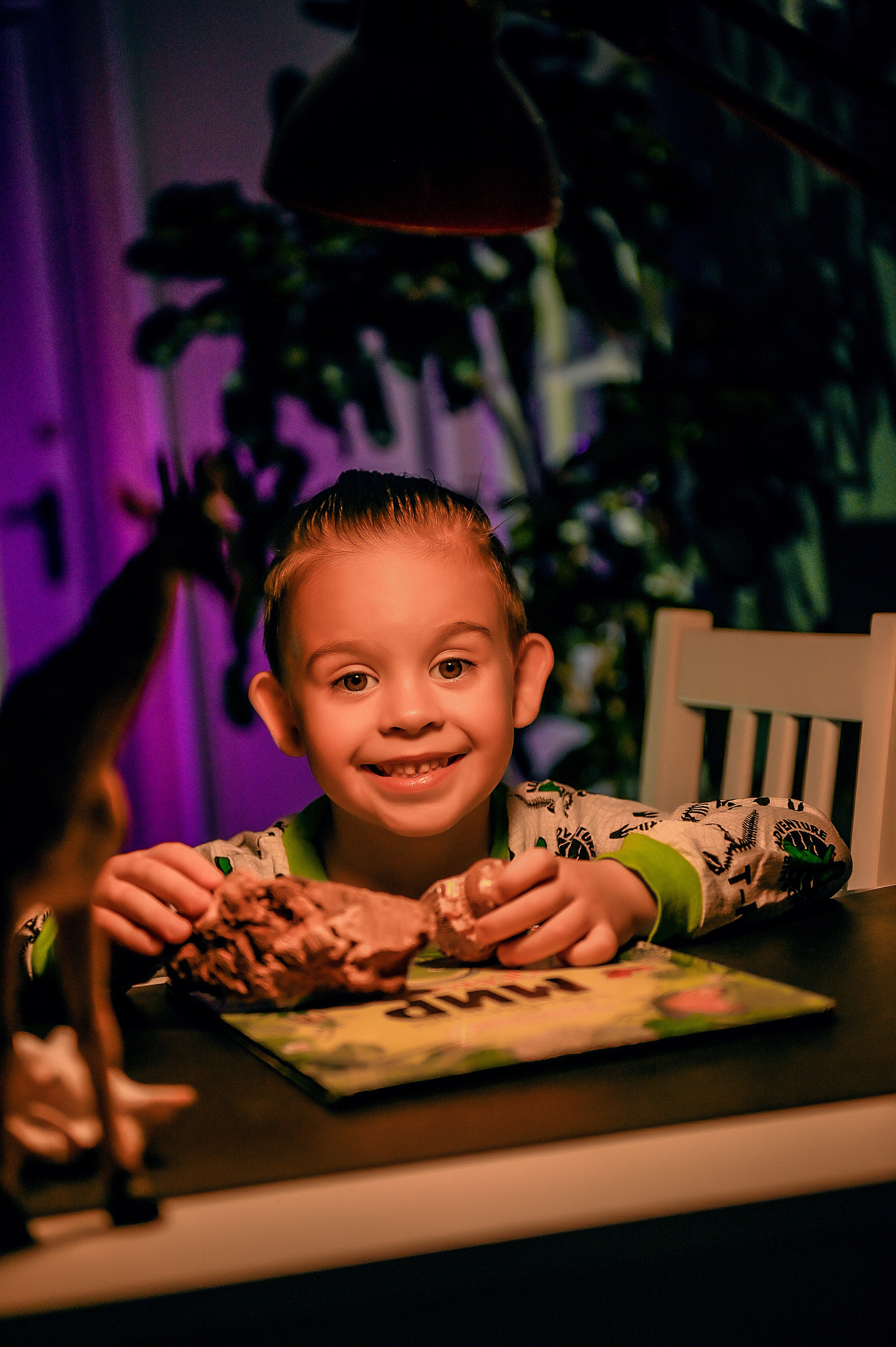 Детская домашняя кабинет натуралиста. Свадебный, семейный, детский, контент фотограф в Омске Максим Ильин