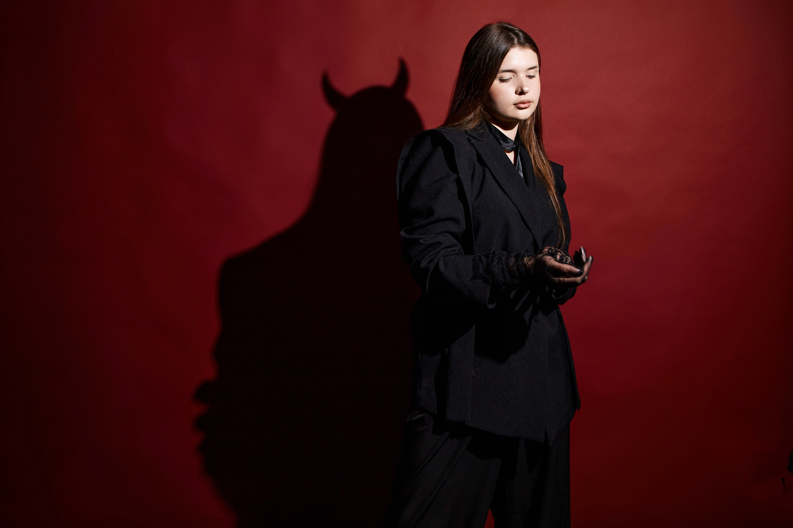 Ника. Портретная фотосессия на День Рождение. Екатерина Джалагония — Фотограф в Екатеринбурге | Портреты и Мастер-классы