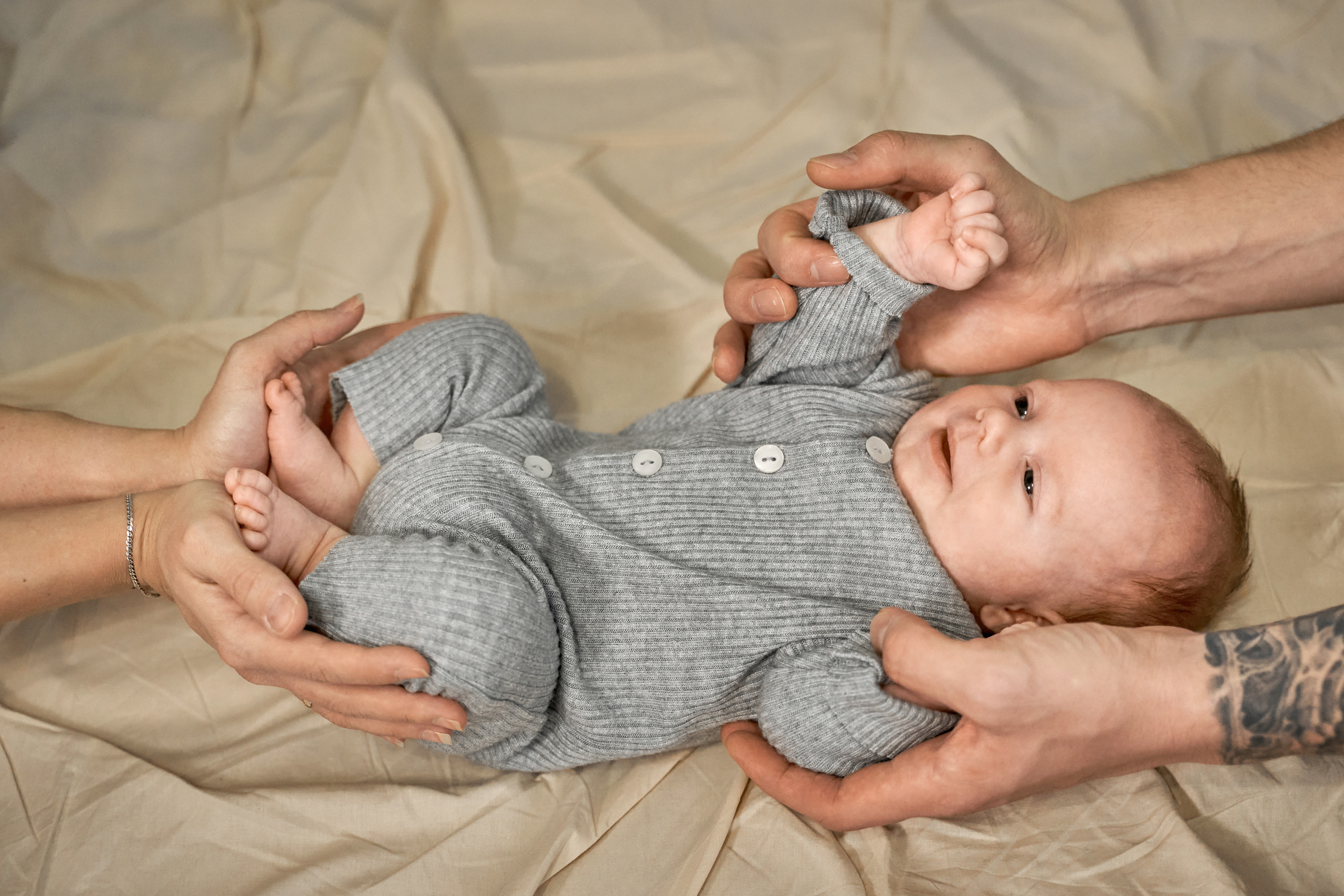 Newborn в стиле lifestyle