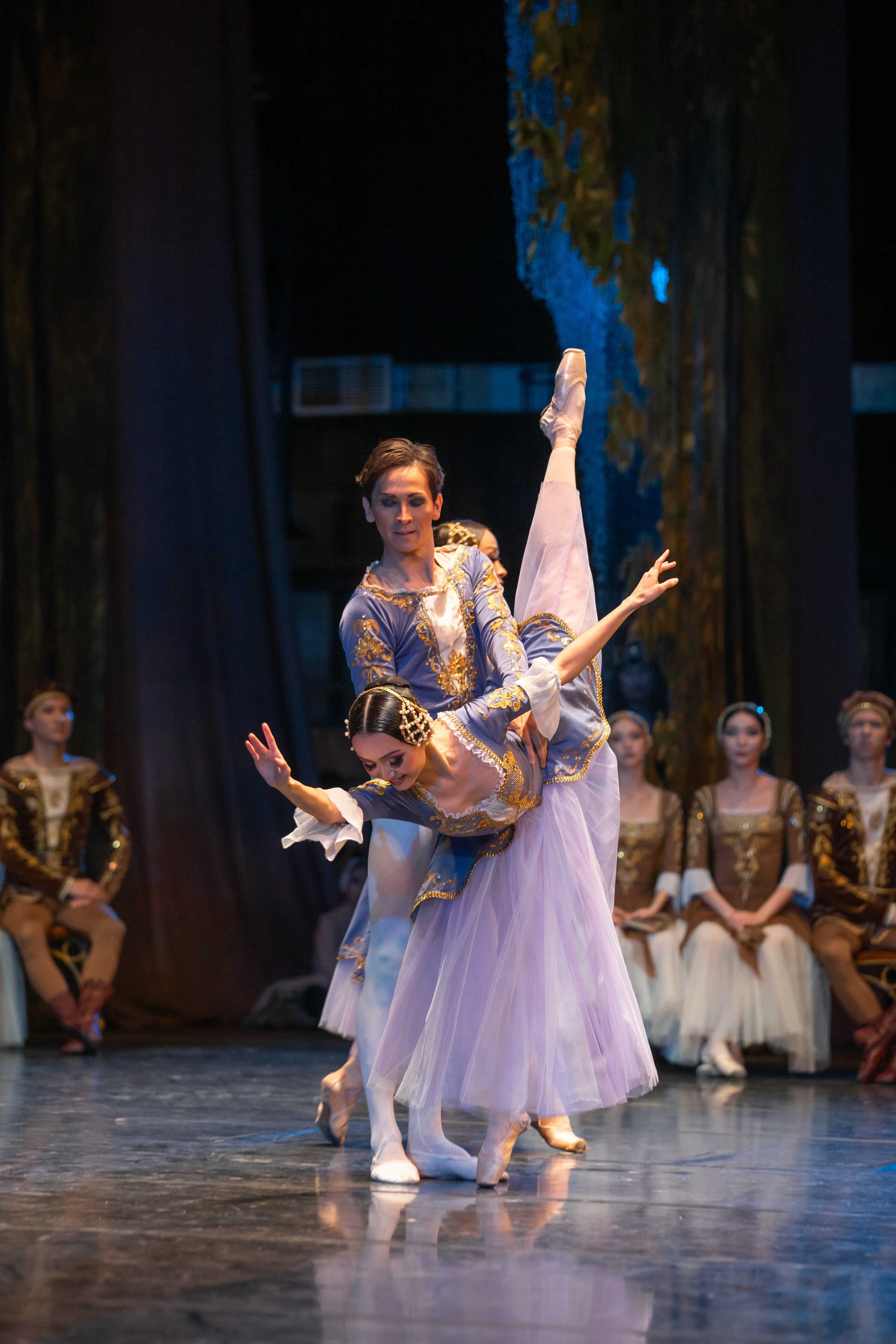 «Лебединое озеро» ГАТОБ г. Алматы 2024. Jora Abramov | Коммерческий и репортажный фотограф в Алматы