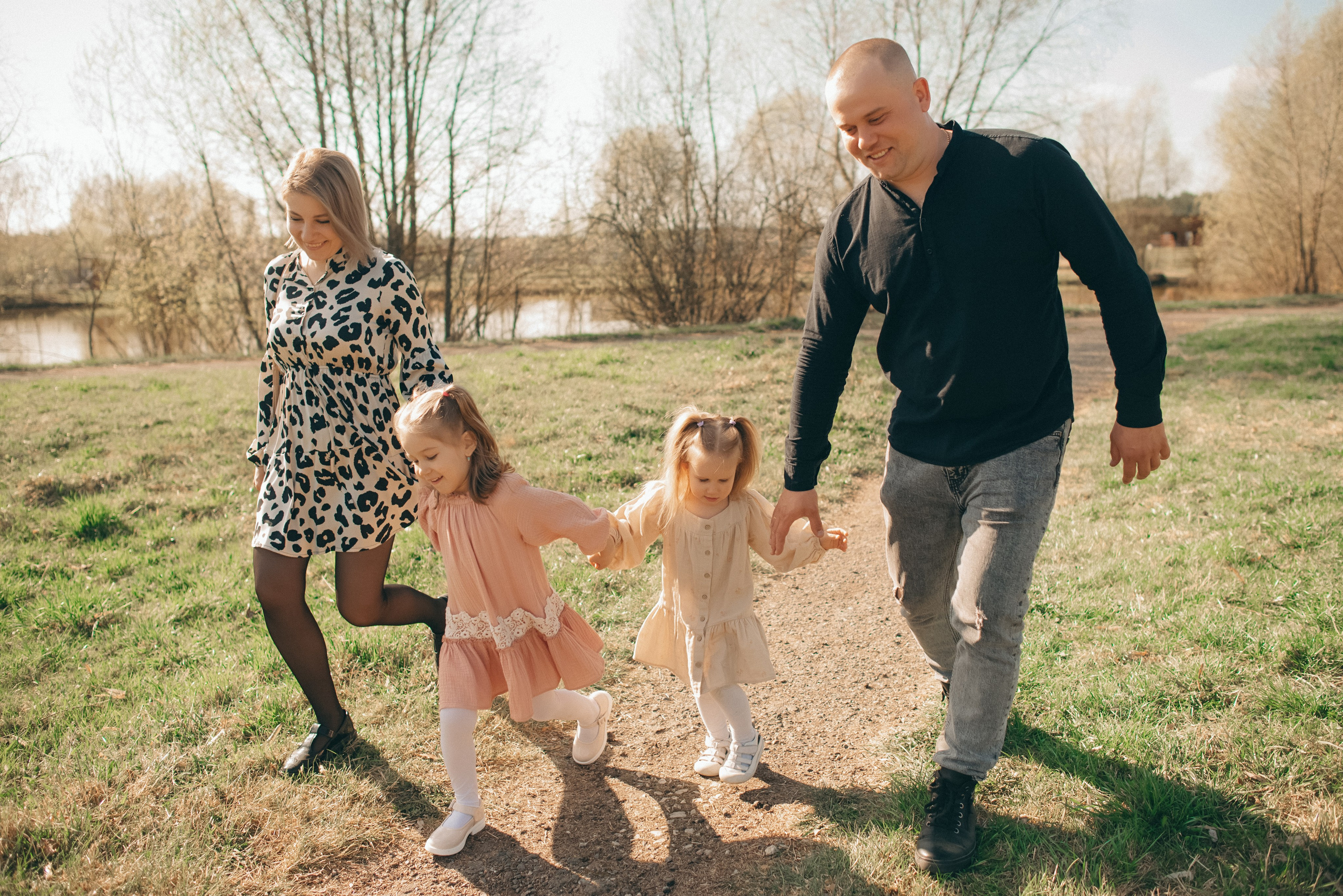 Семейная фотосессия на природе. Семейный и детский фотограф в Обнинске, Калуге, Москве