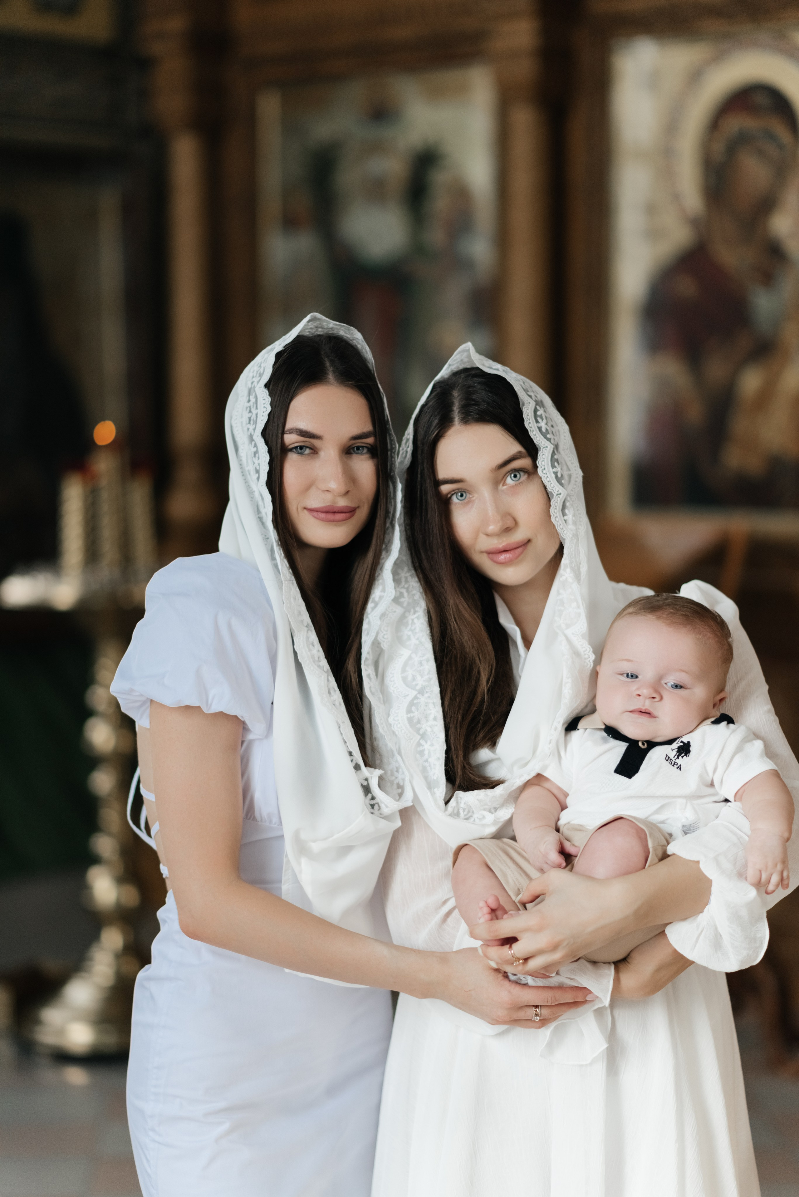 Таинство крещения Артёма. Фотограф Елена Кучук