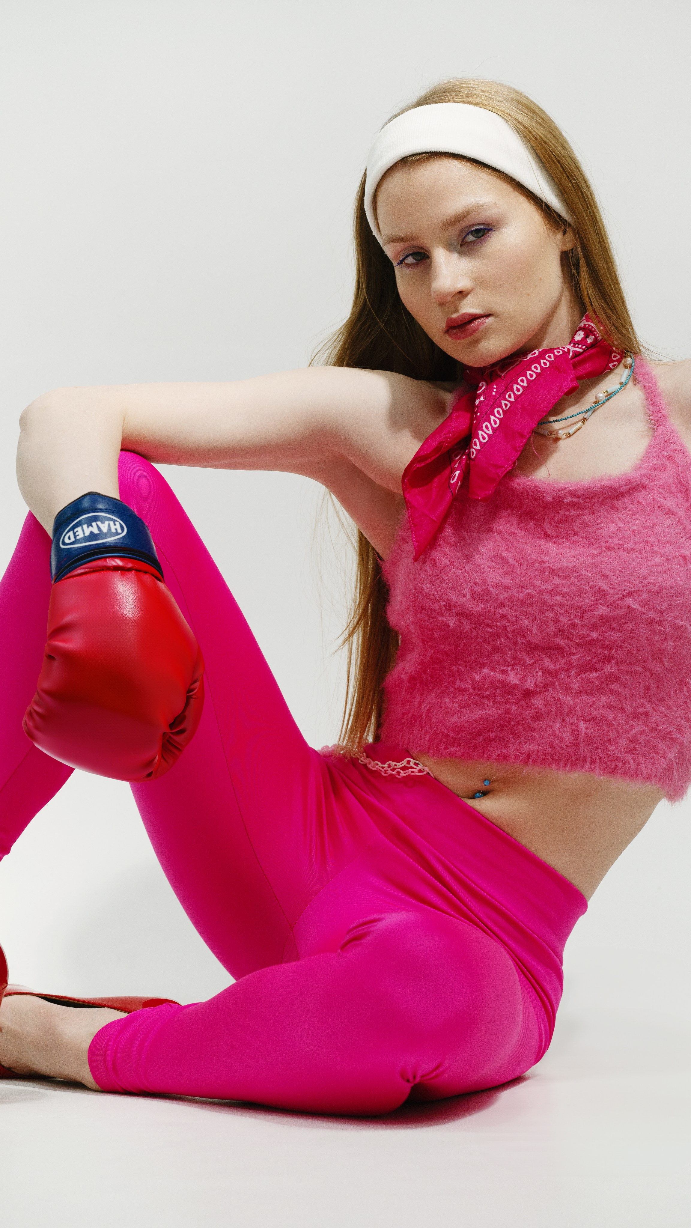 Женские студийные портреты. Главная