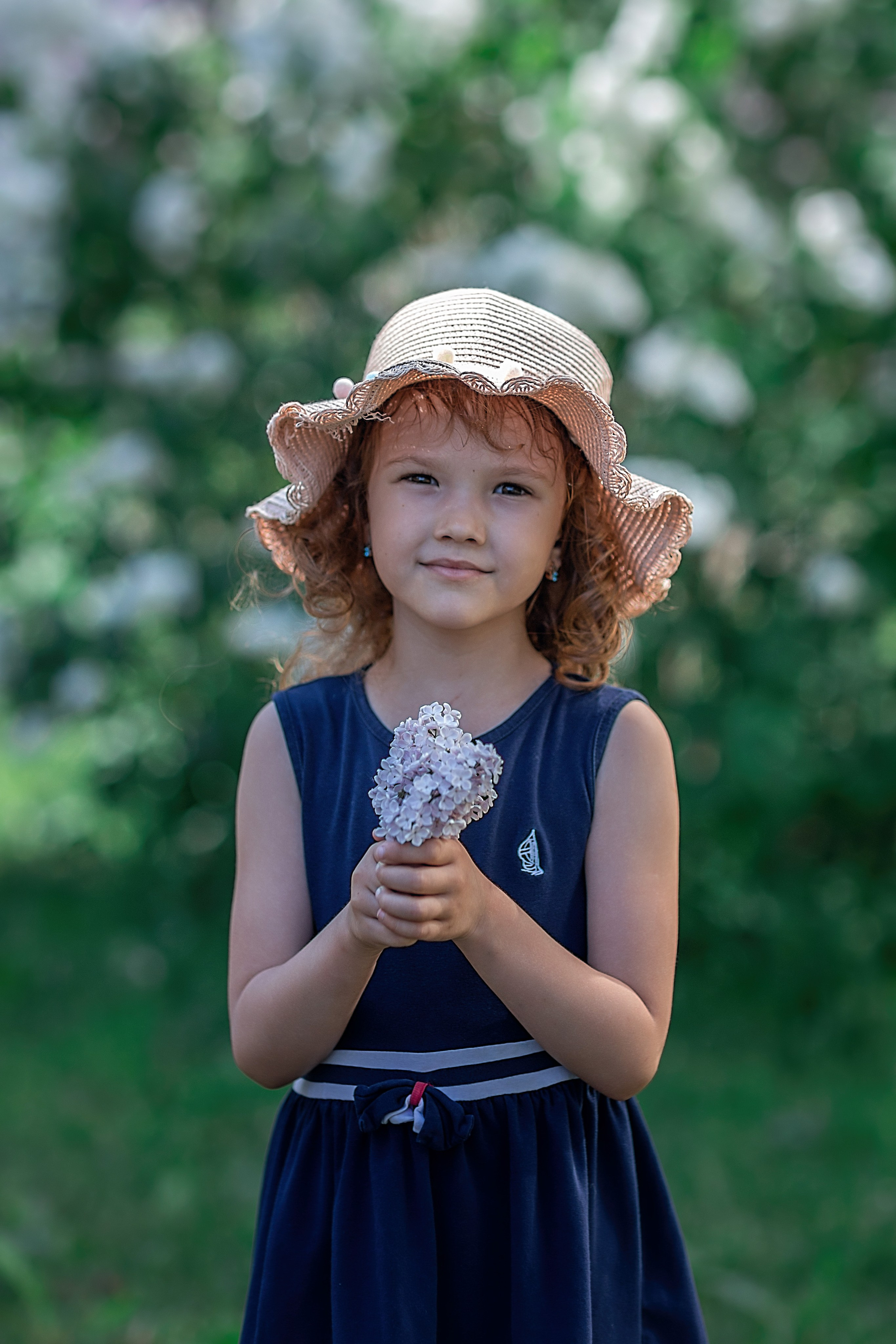 Весна в саду_2024 год. Семейный фотограф в Санкт-Петербурге