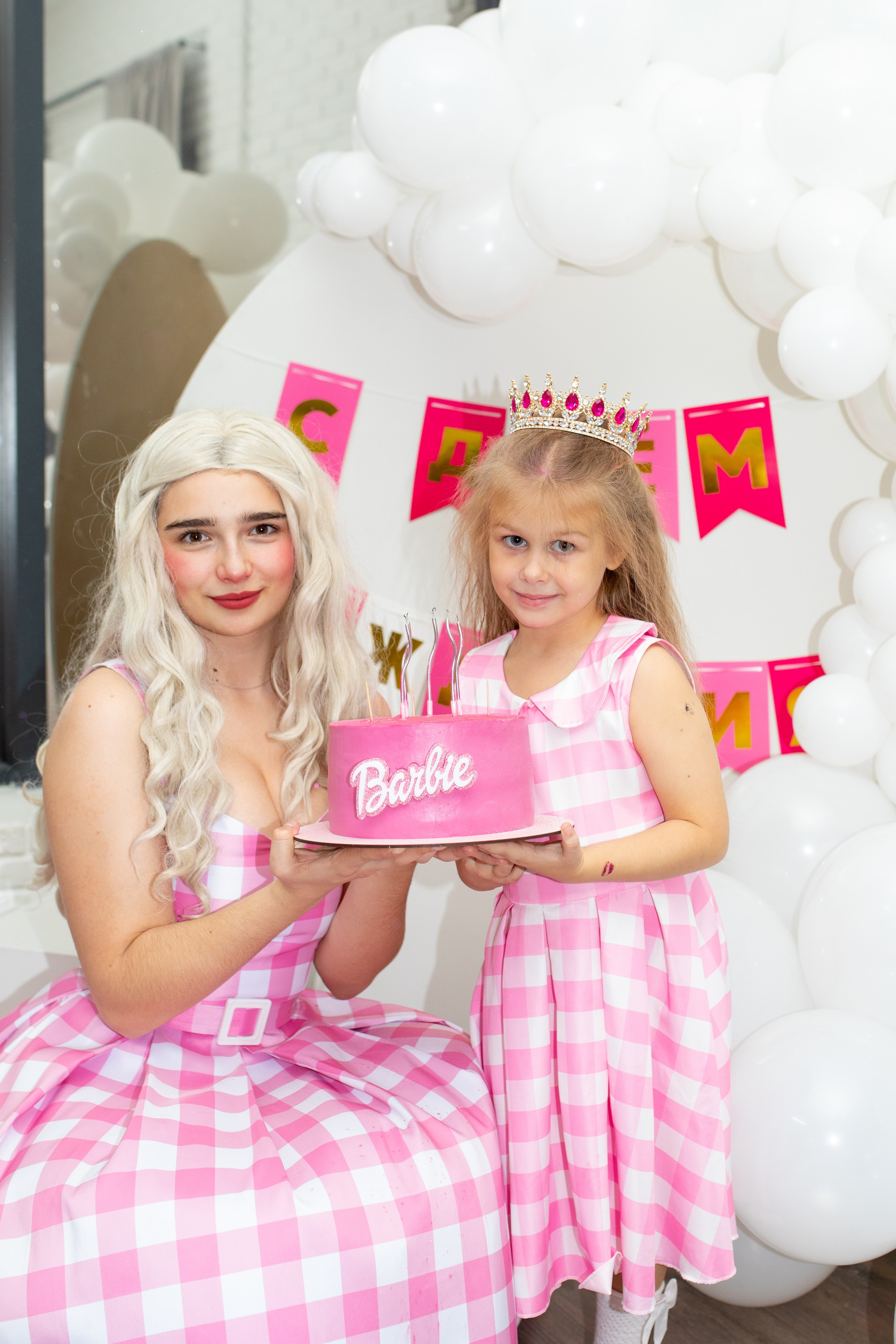 День рождения в стиле Барби. Лофт «Облака». Фотограф в Новосибирске Ася Зверева