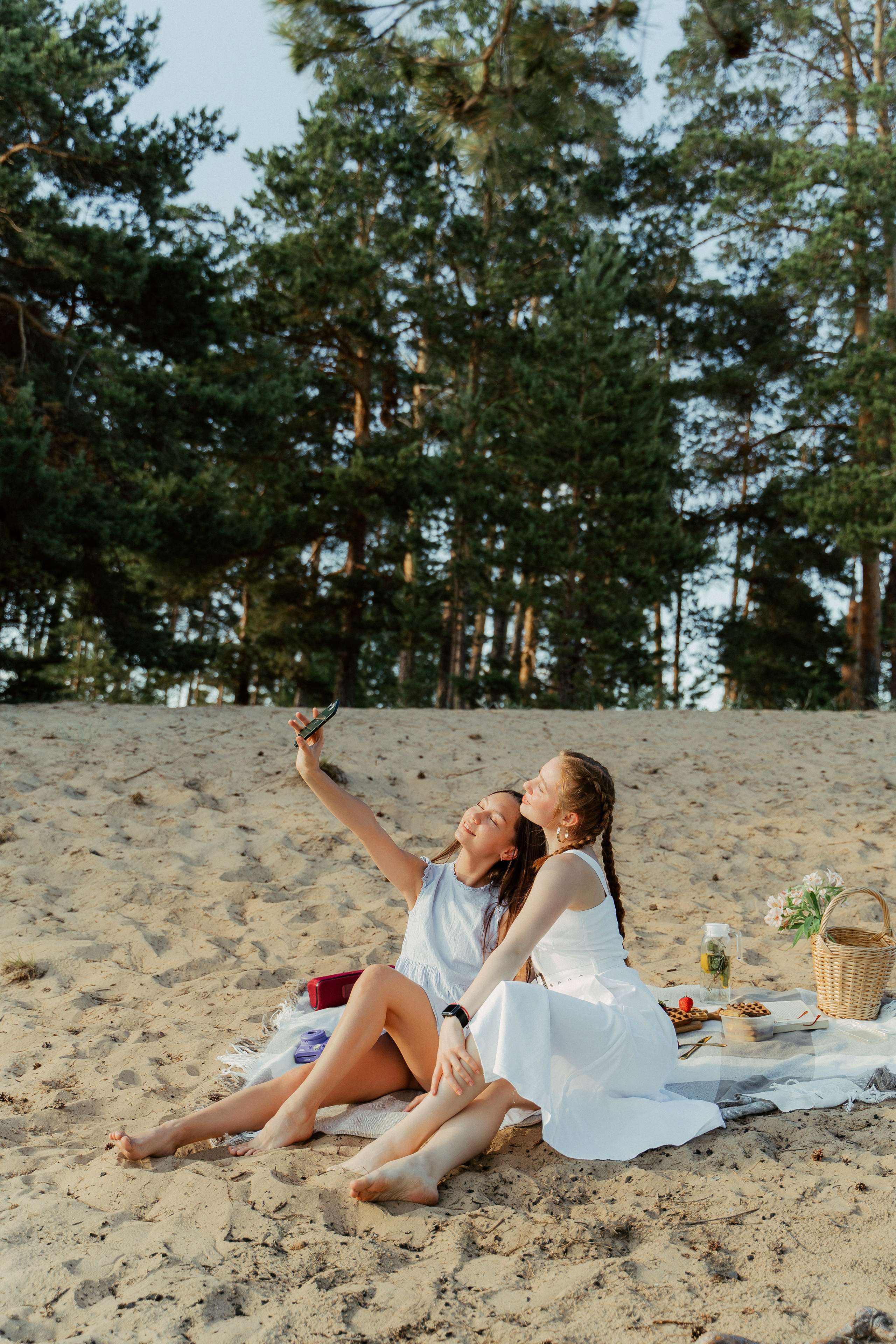 Пикник на обрыве. Фотограф Никита Анкудинов. Москва — Чебоксары — Казань
